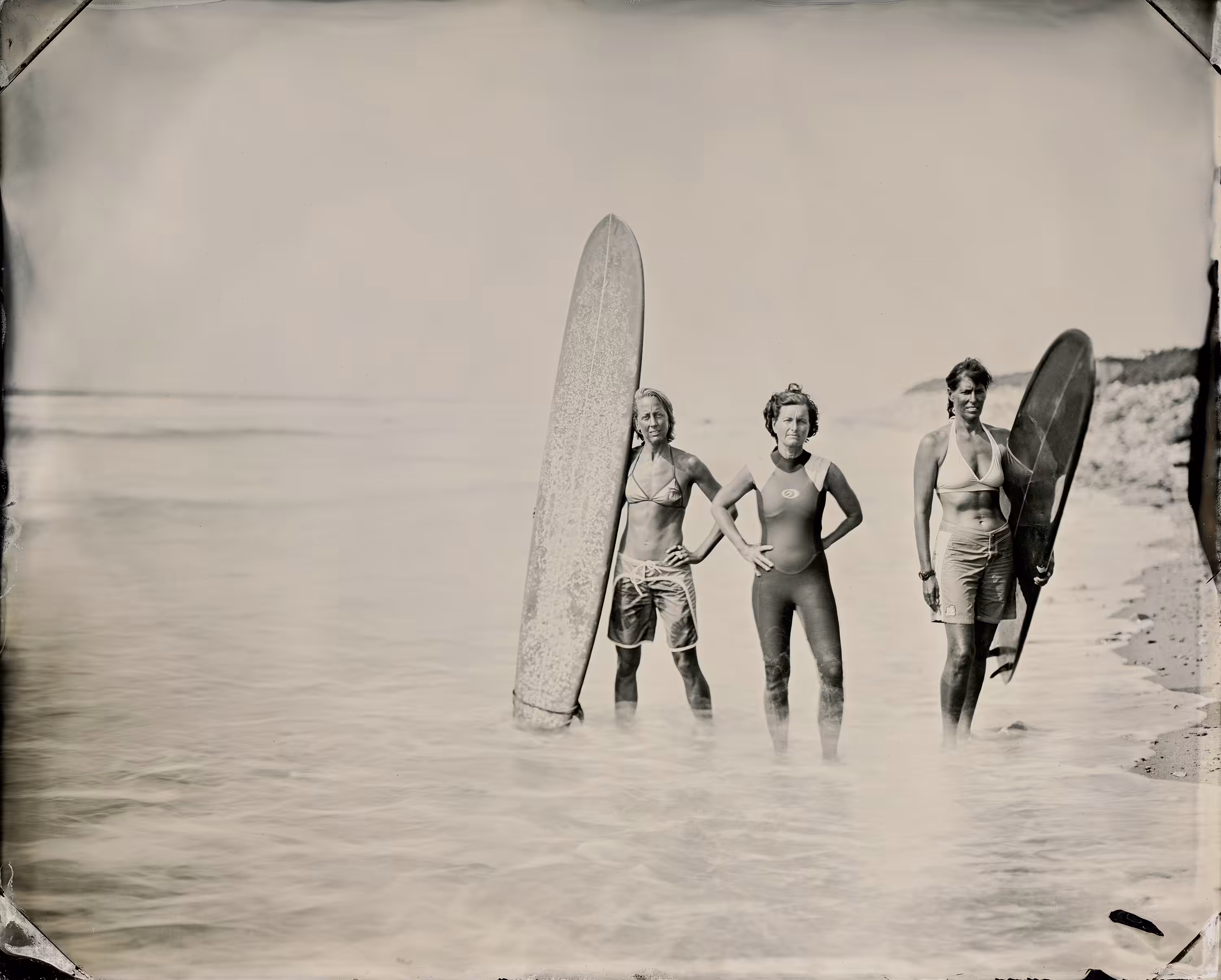 Her Wave - 06.09.18 No. Angelika, Bettina, and Leslie