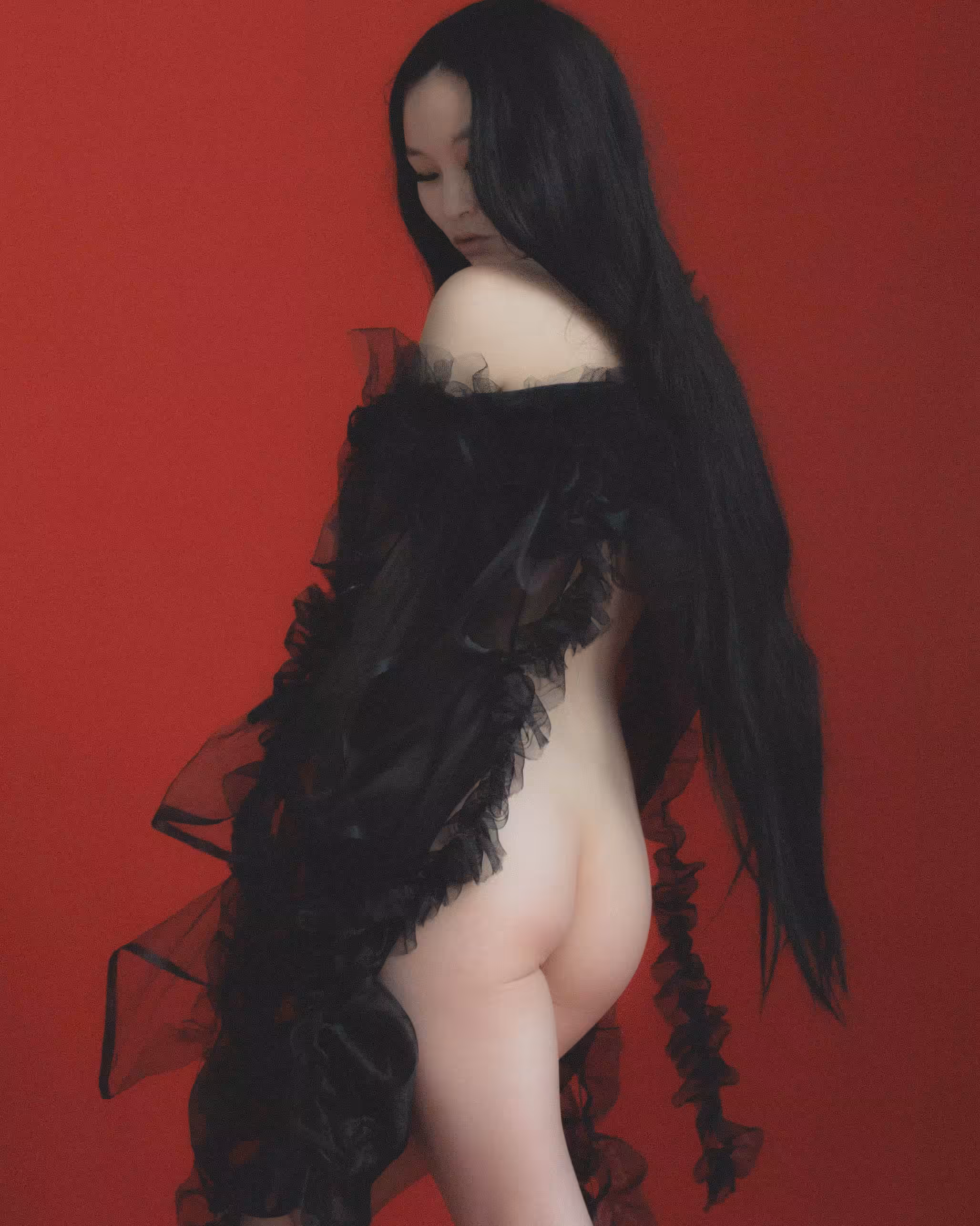 Pieces: Between velvet and flame
