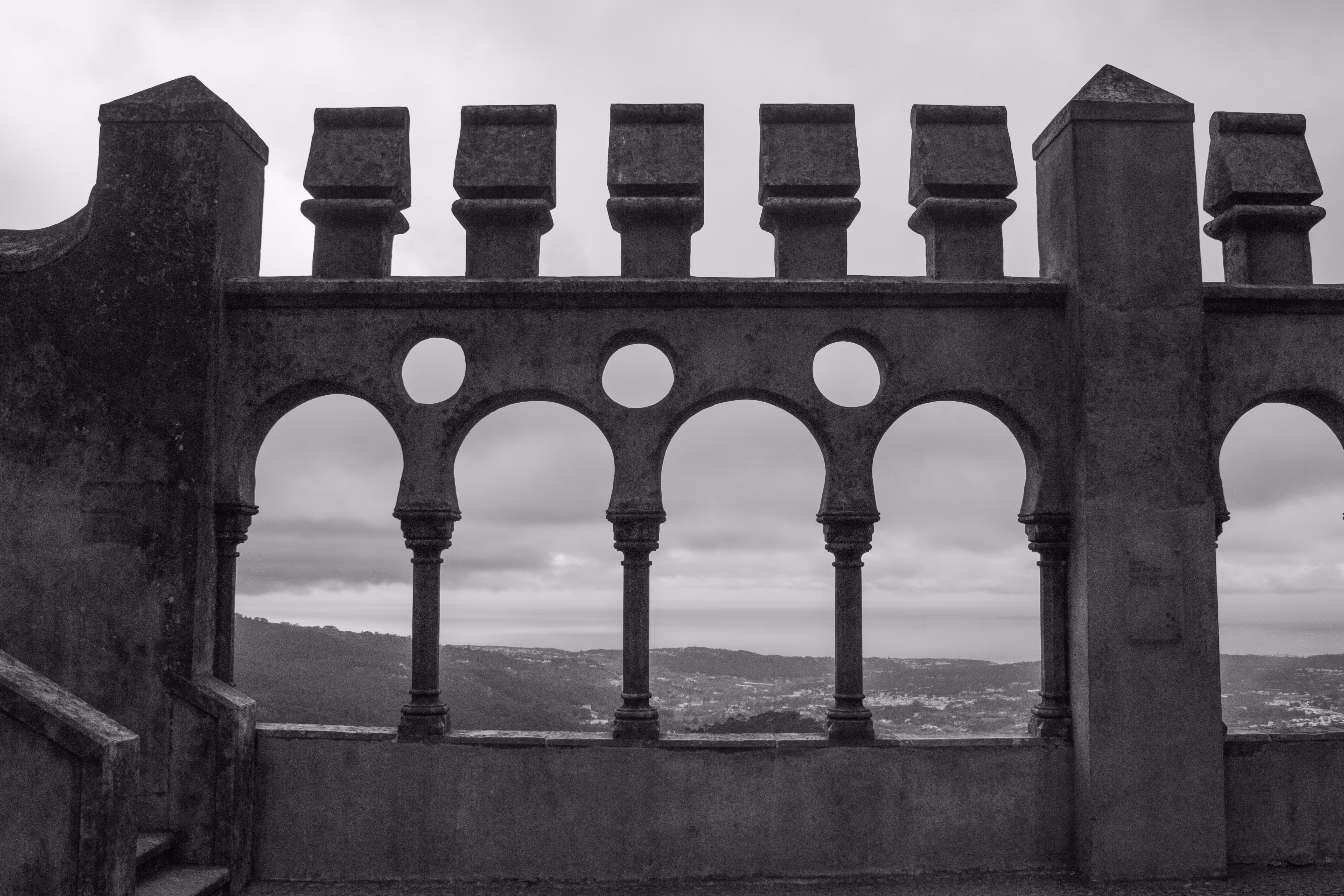 palacio pena courtyard