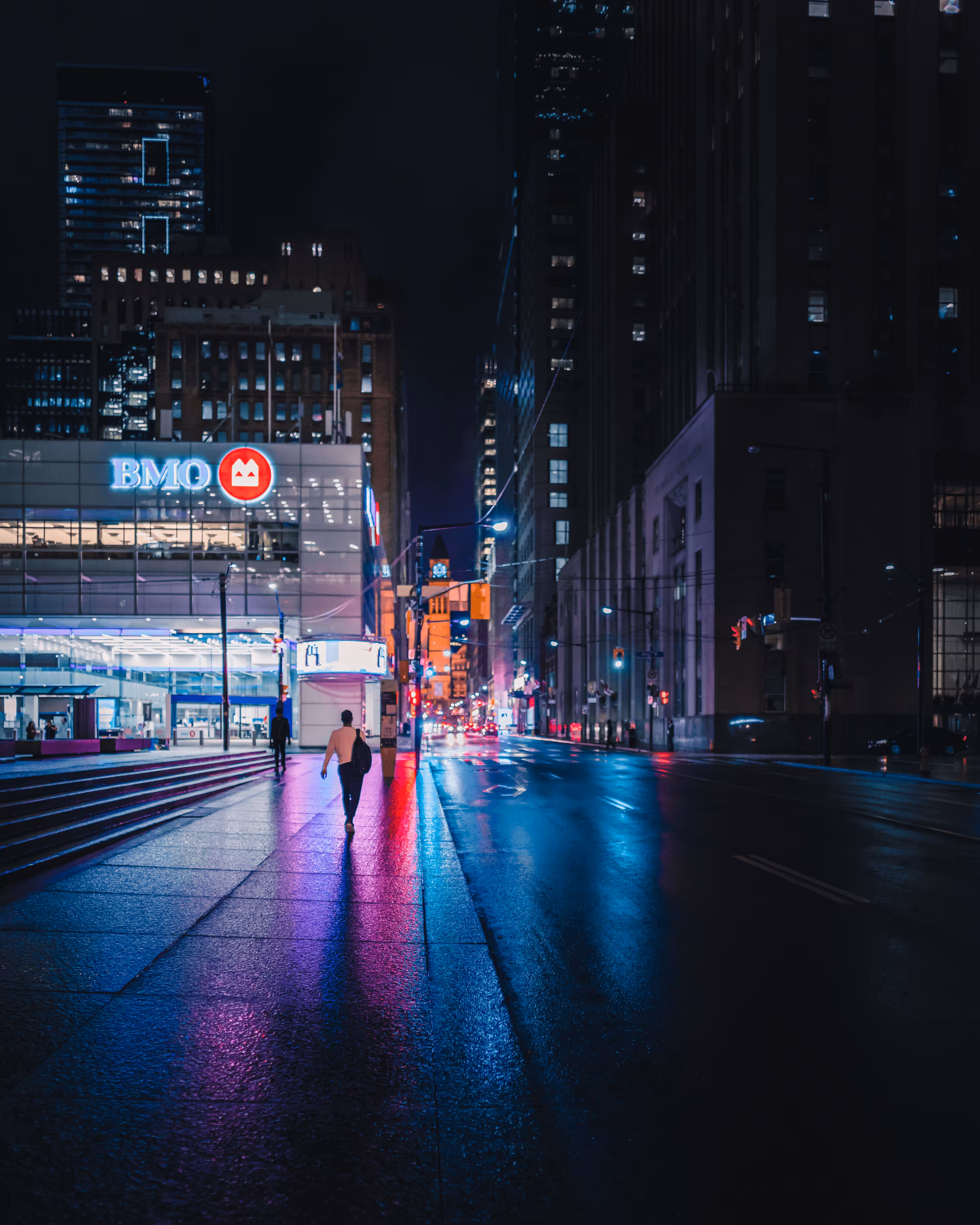 Sleepless Streets #017 True Colours