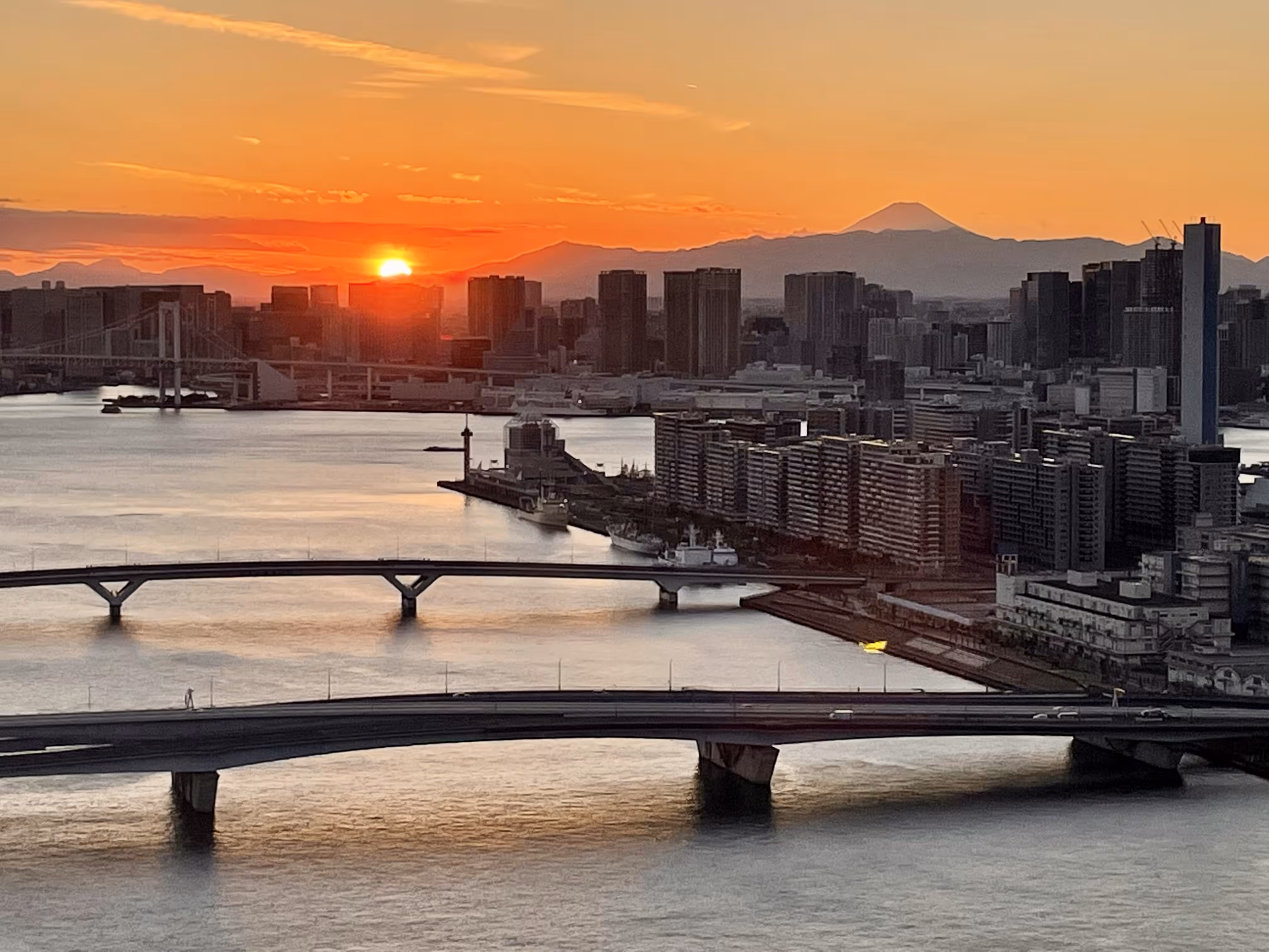 Fujisan and sunset