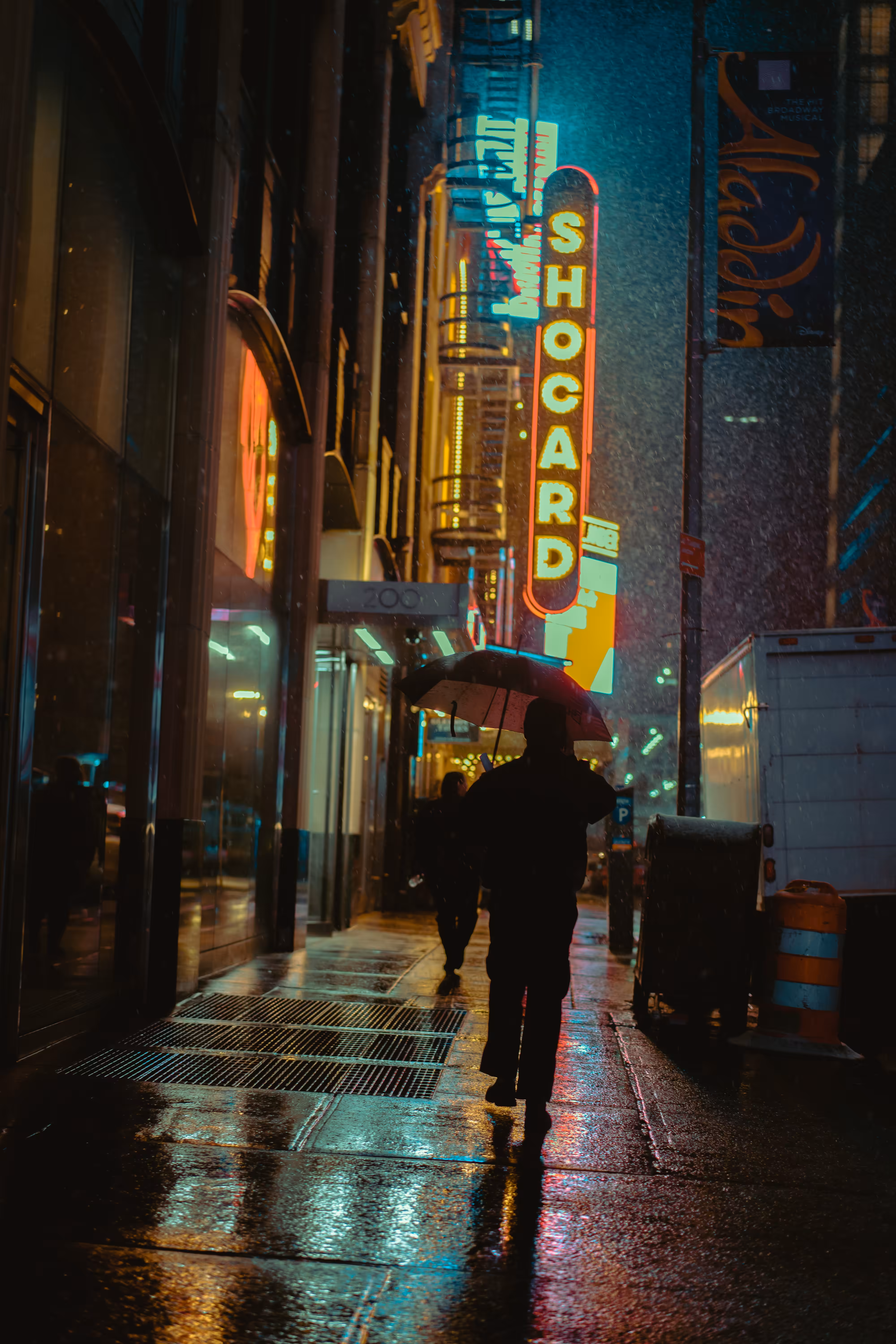 #10 Neon dreams