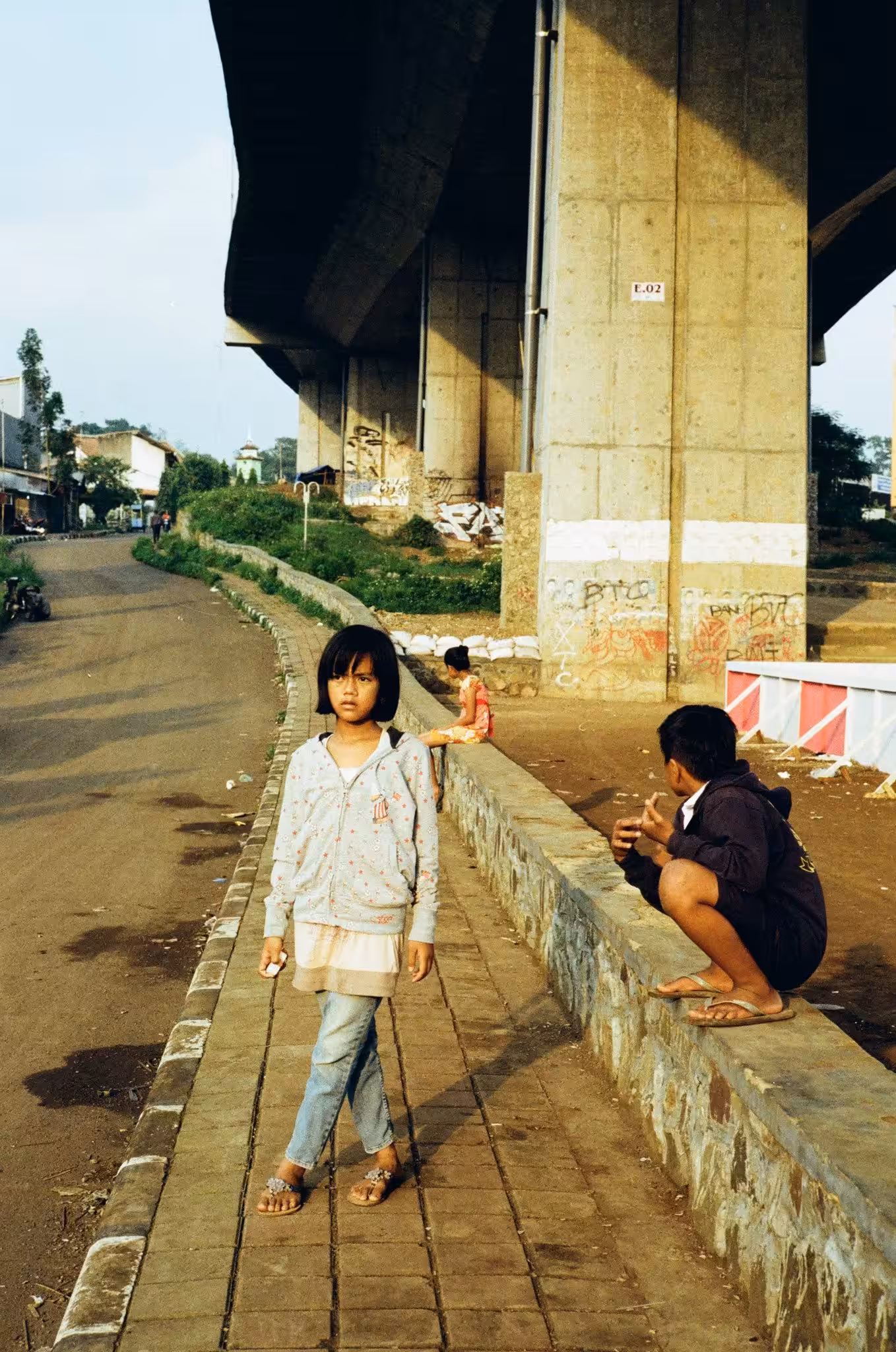 Kids (under the bridge)