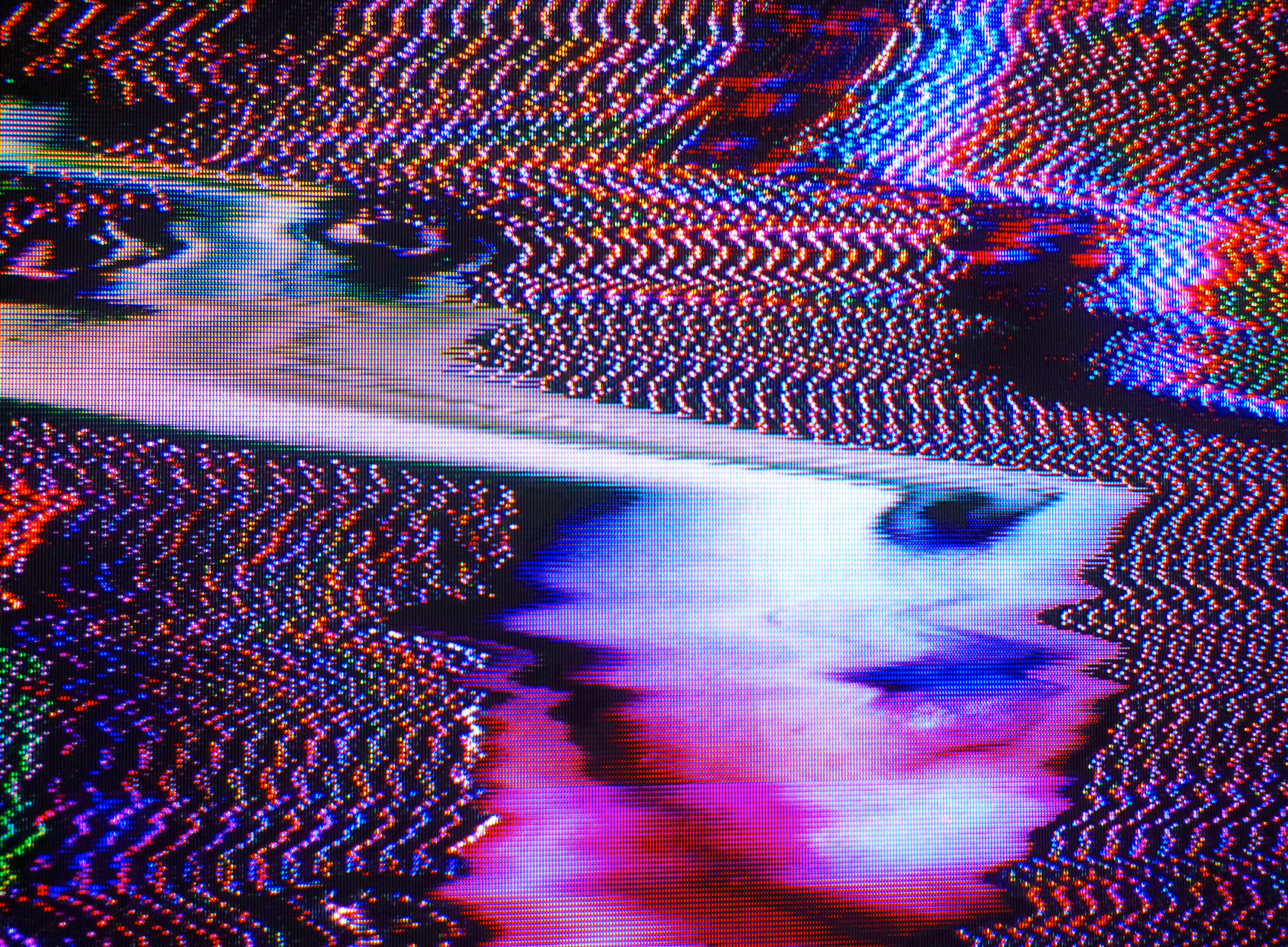 Crash of a Looking Glass