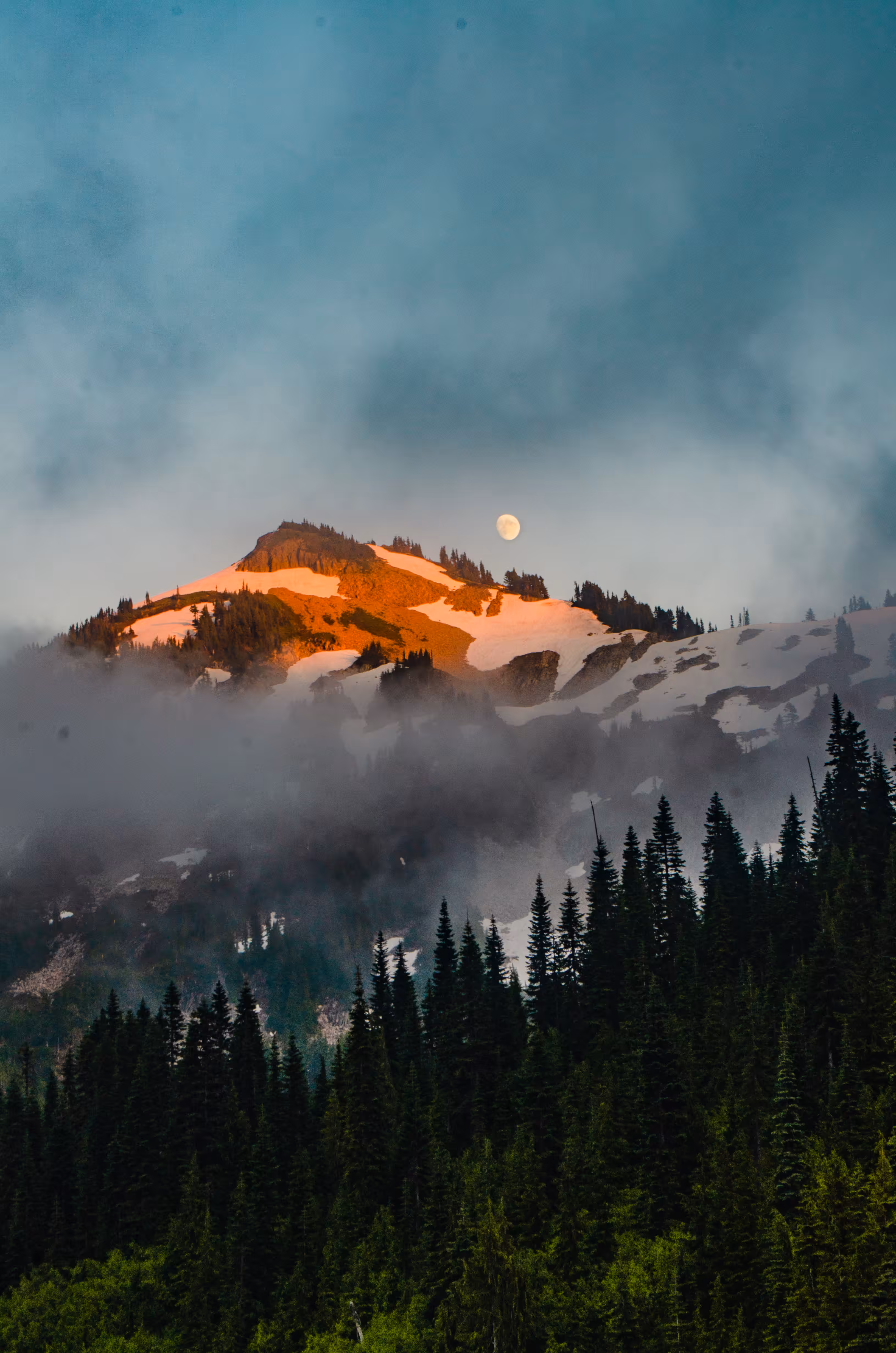 THE LAST LIGHT | MOUNT RAINER NP