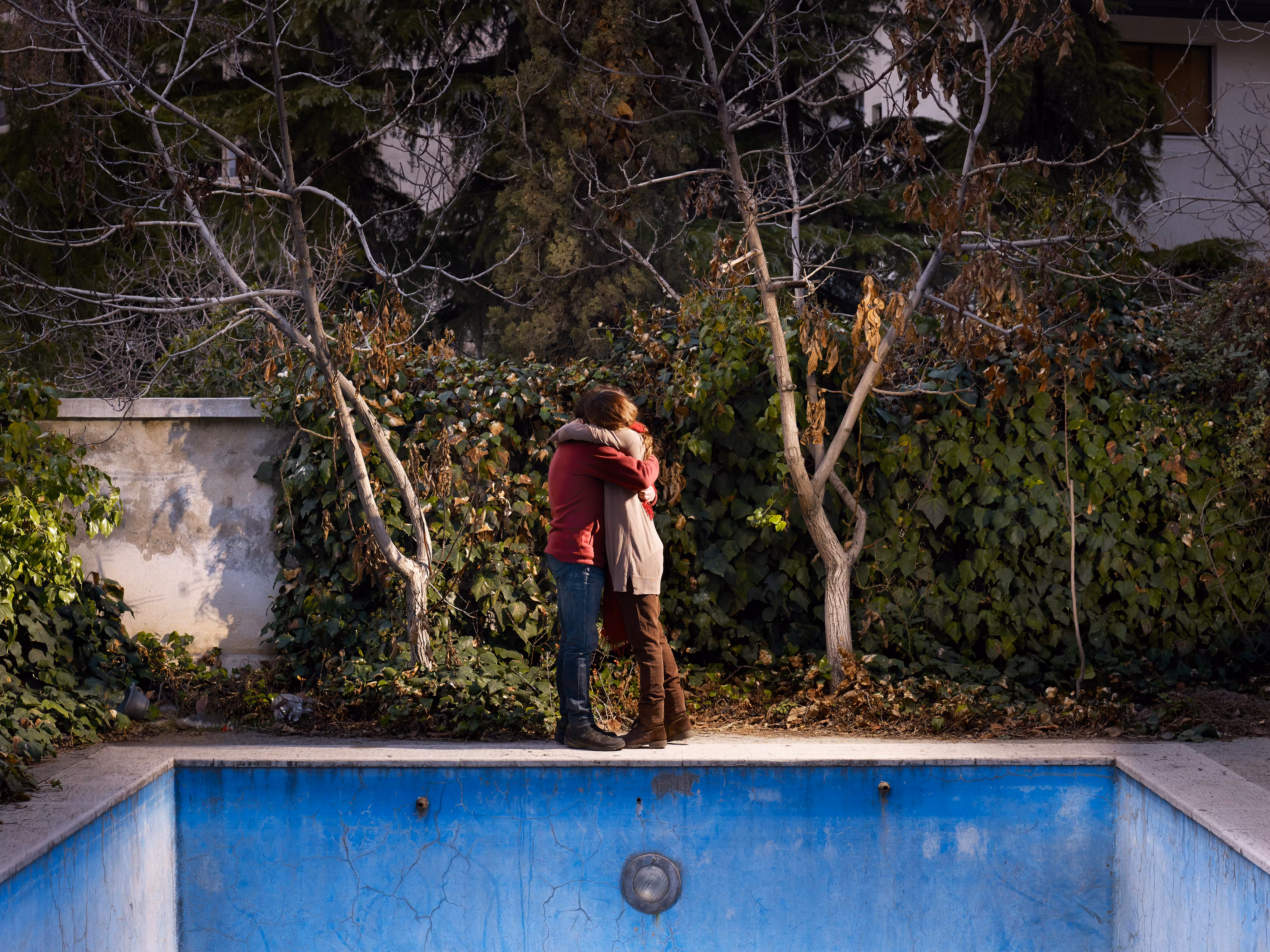 Embrace No.4, 2015