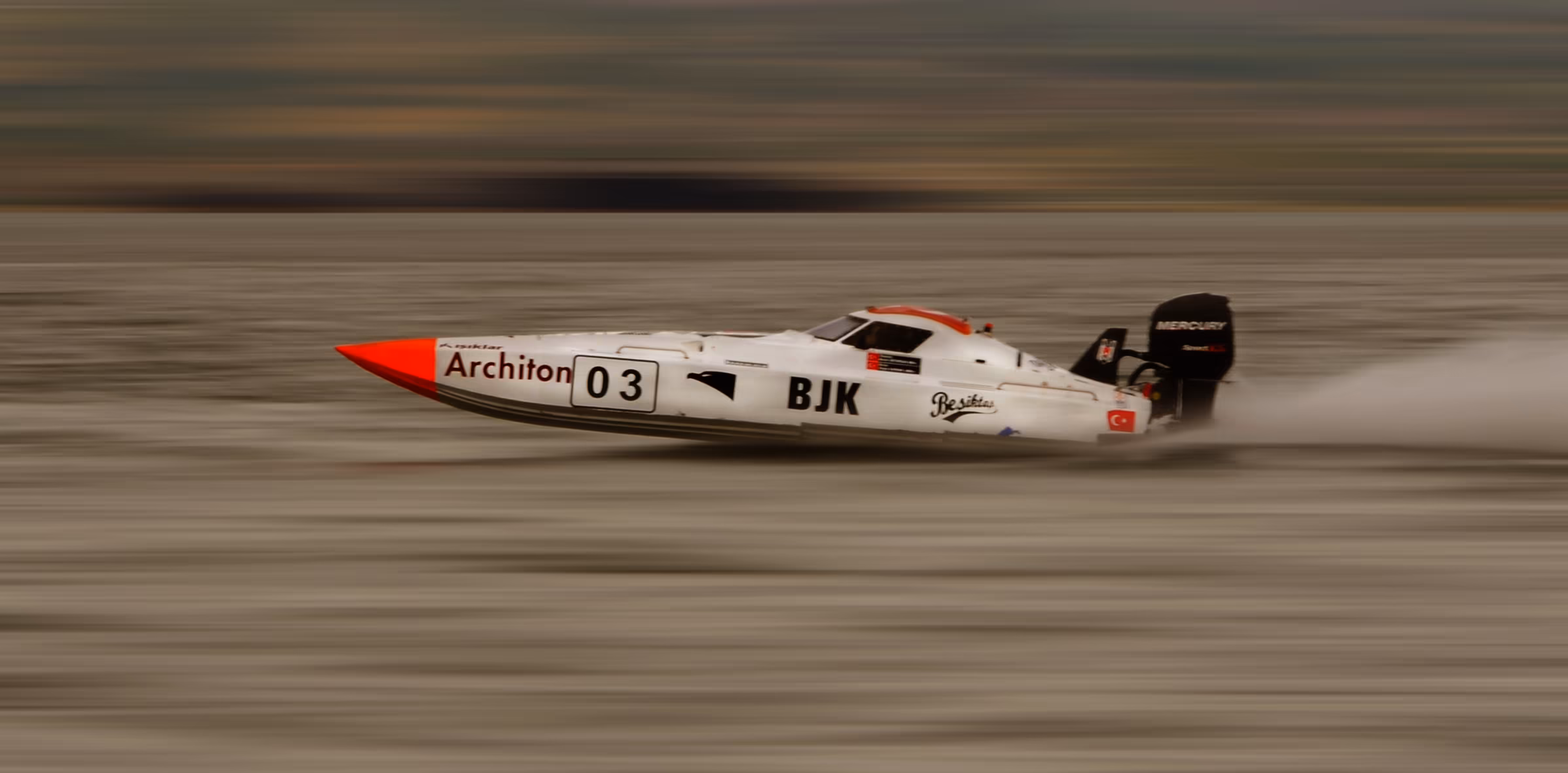 Off shore race