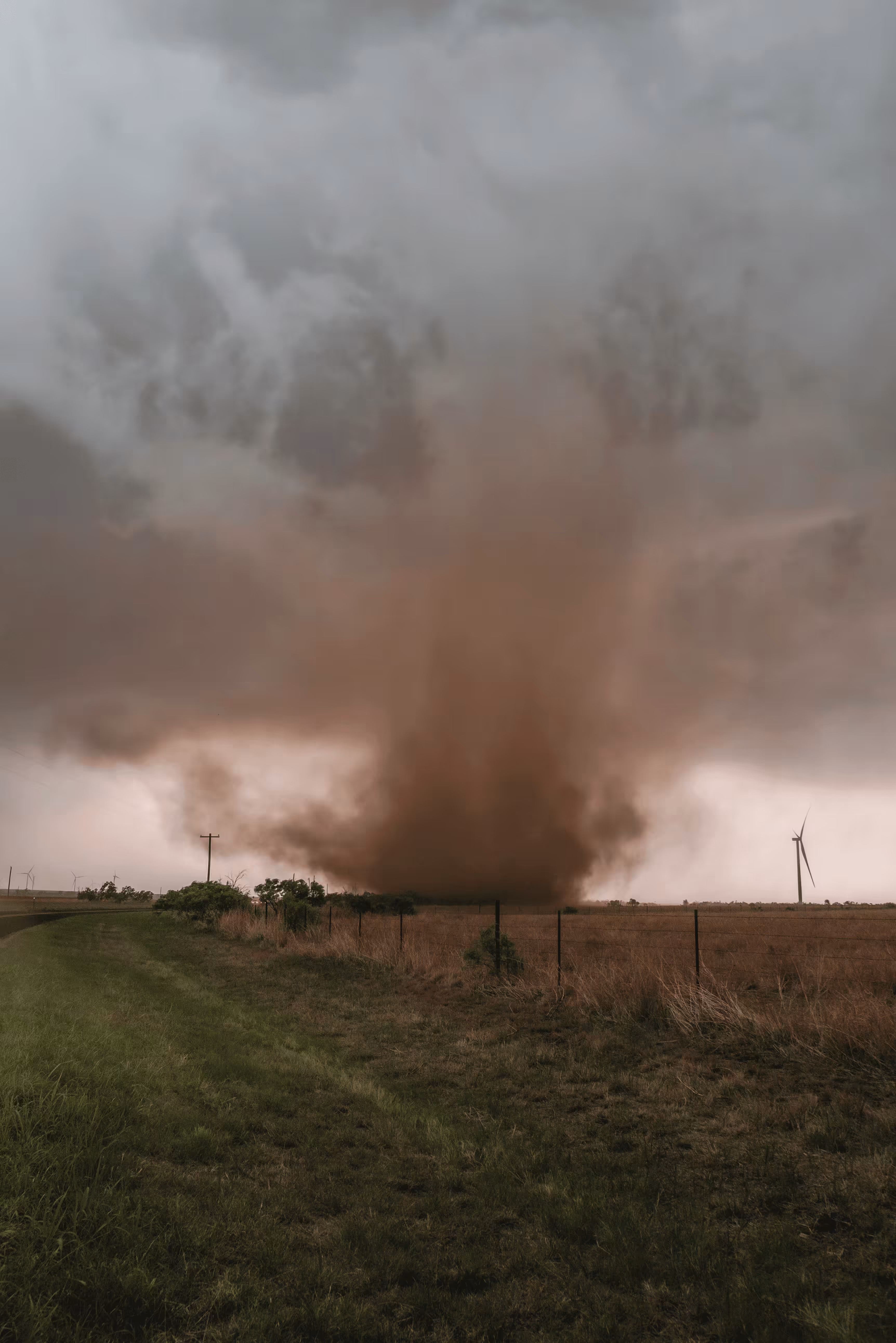 Dusty Tornado 