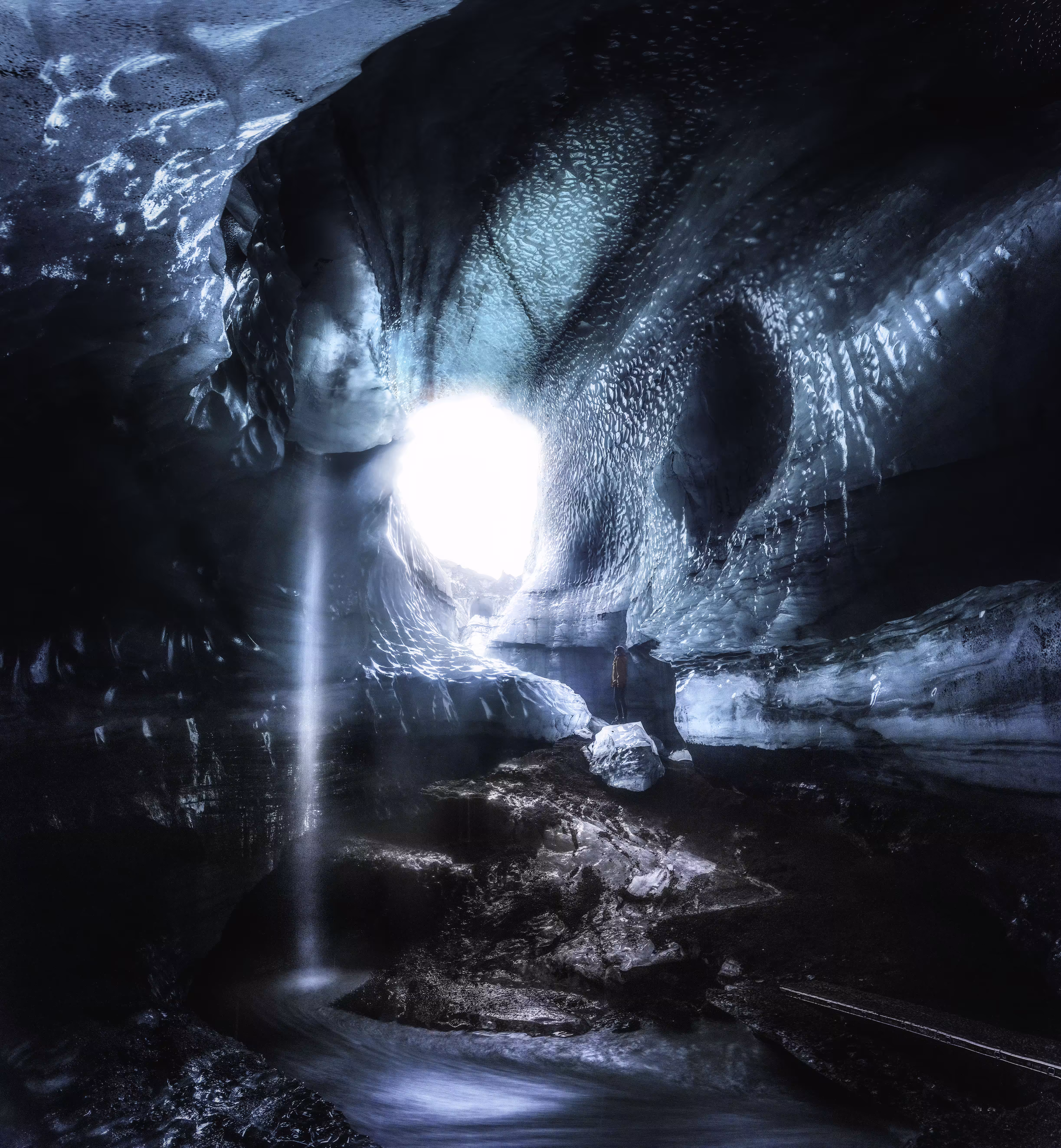 Ice Piece #17: The Keyhole