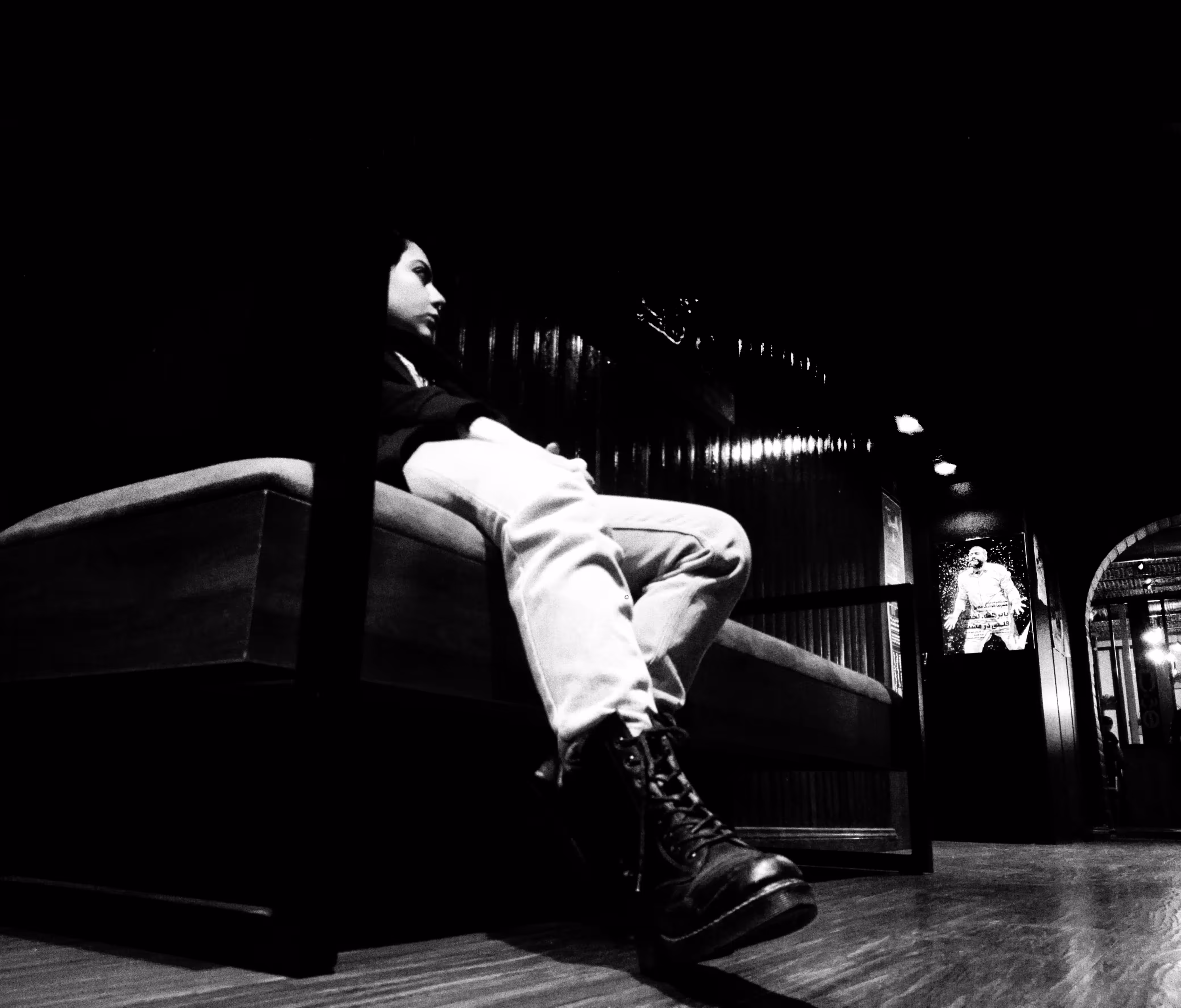 photography : waiting girl