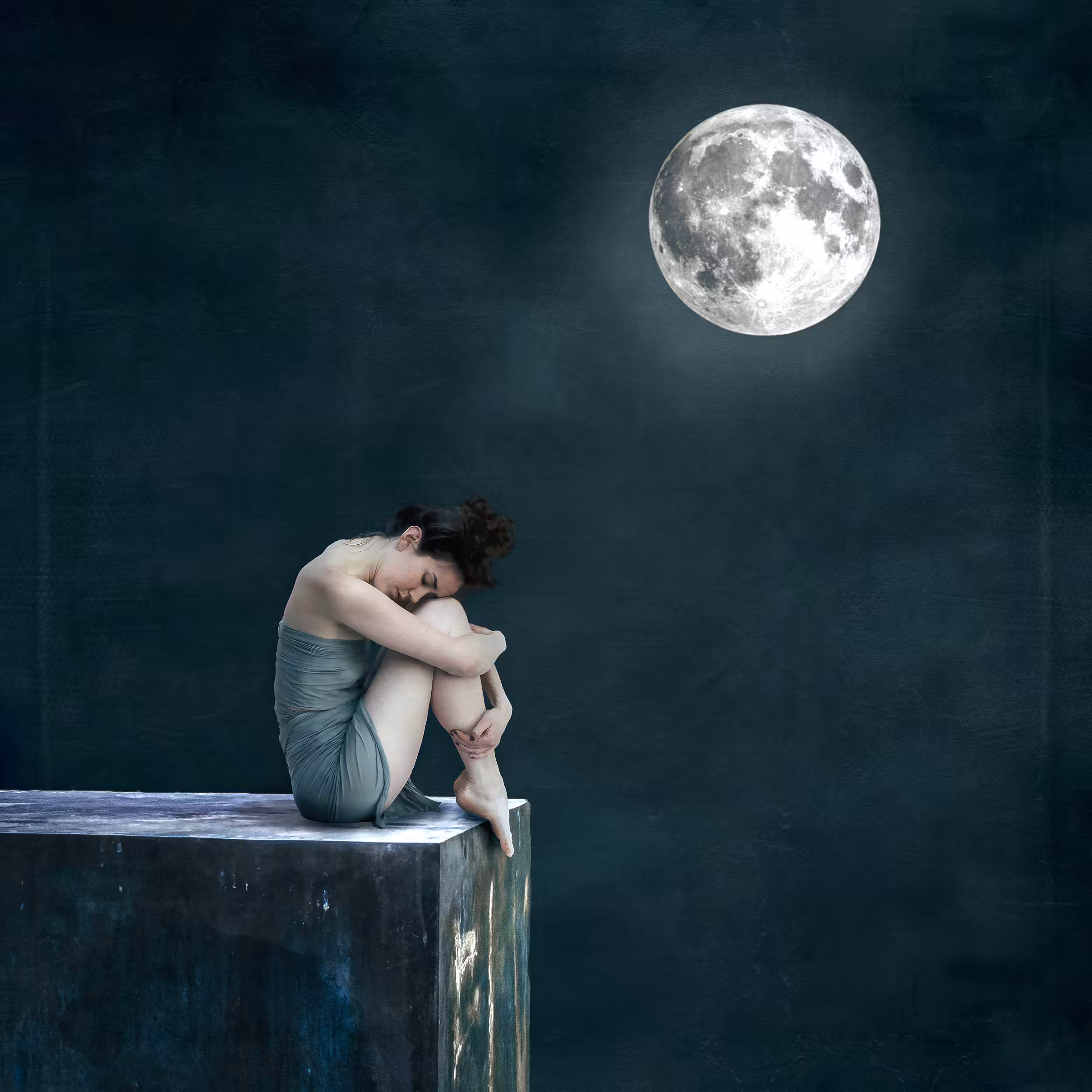 Under the moonlight