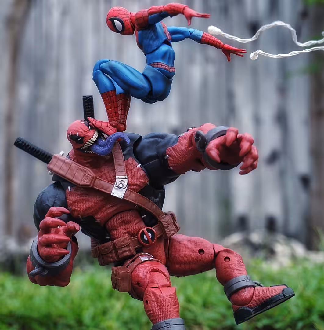 Spiderman vs Venompool