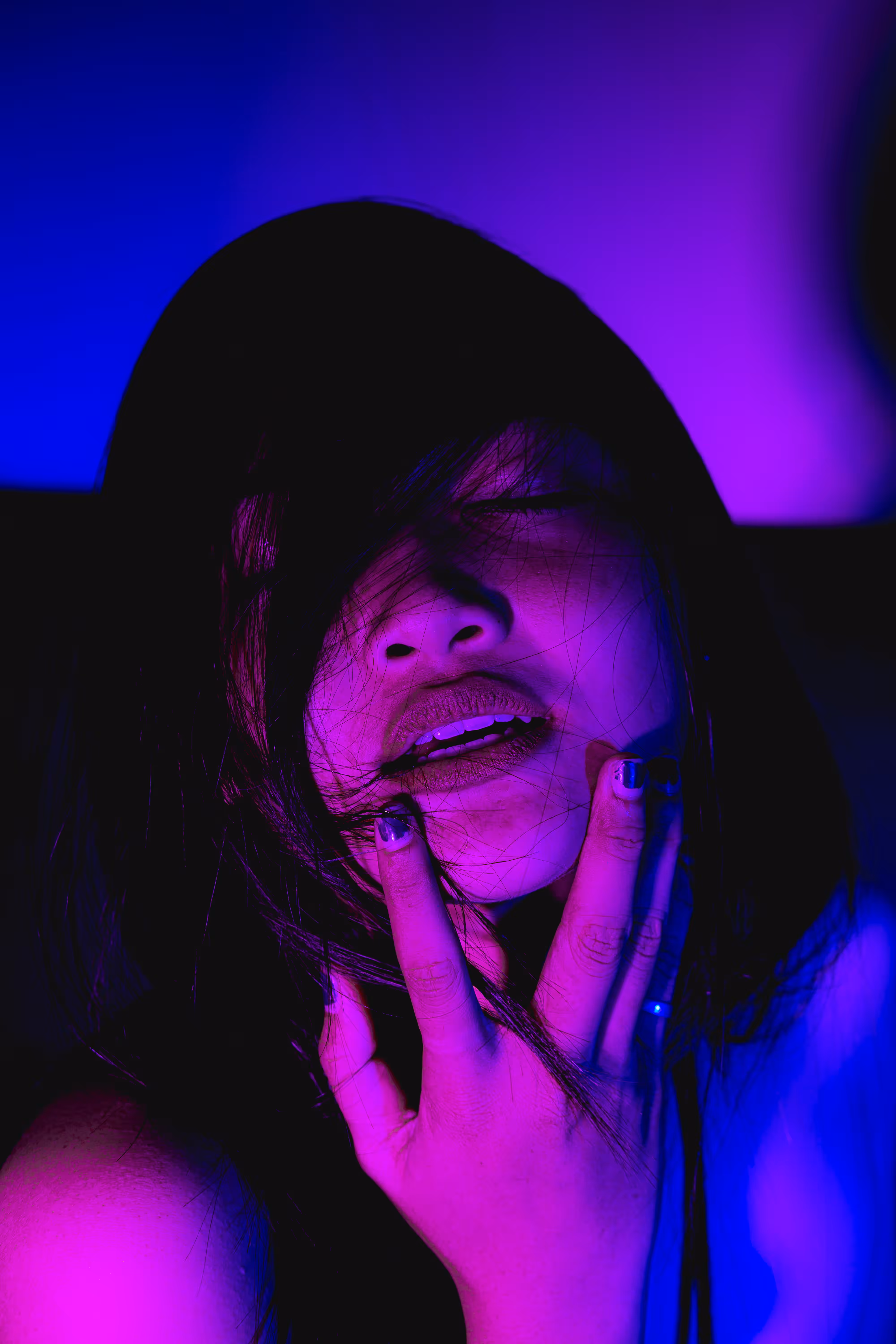 LONELY 01