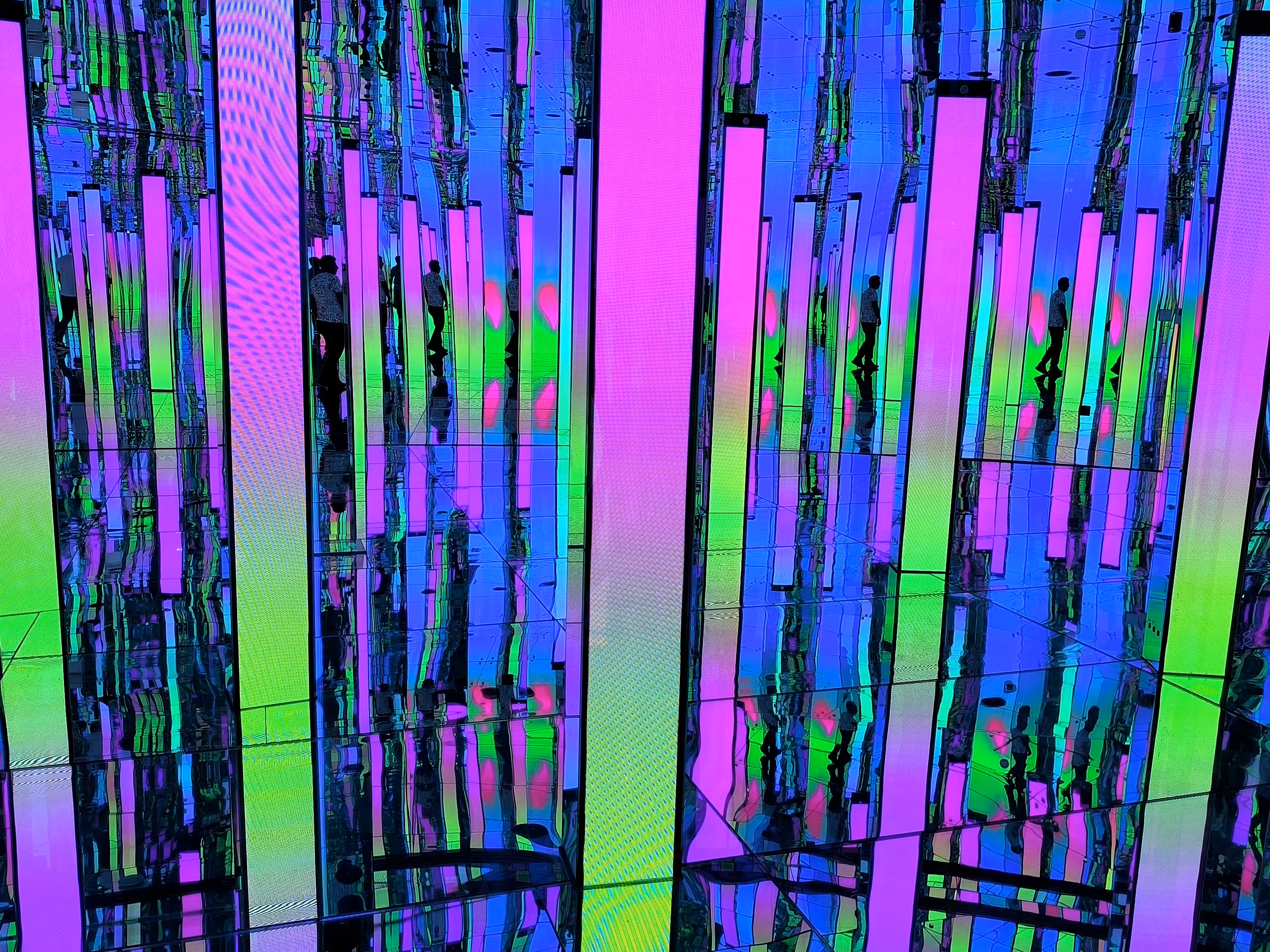 Neon Metaverse