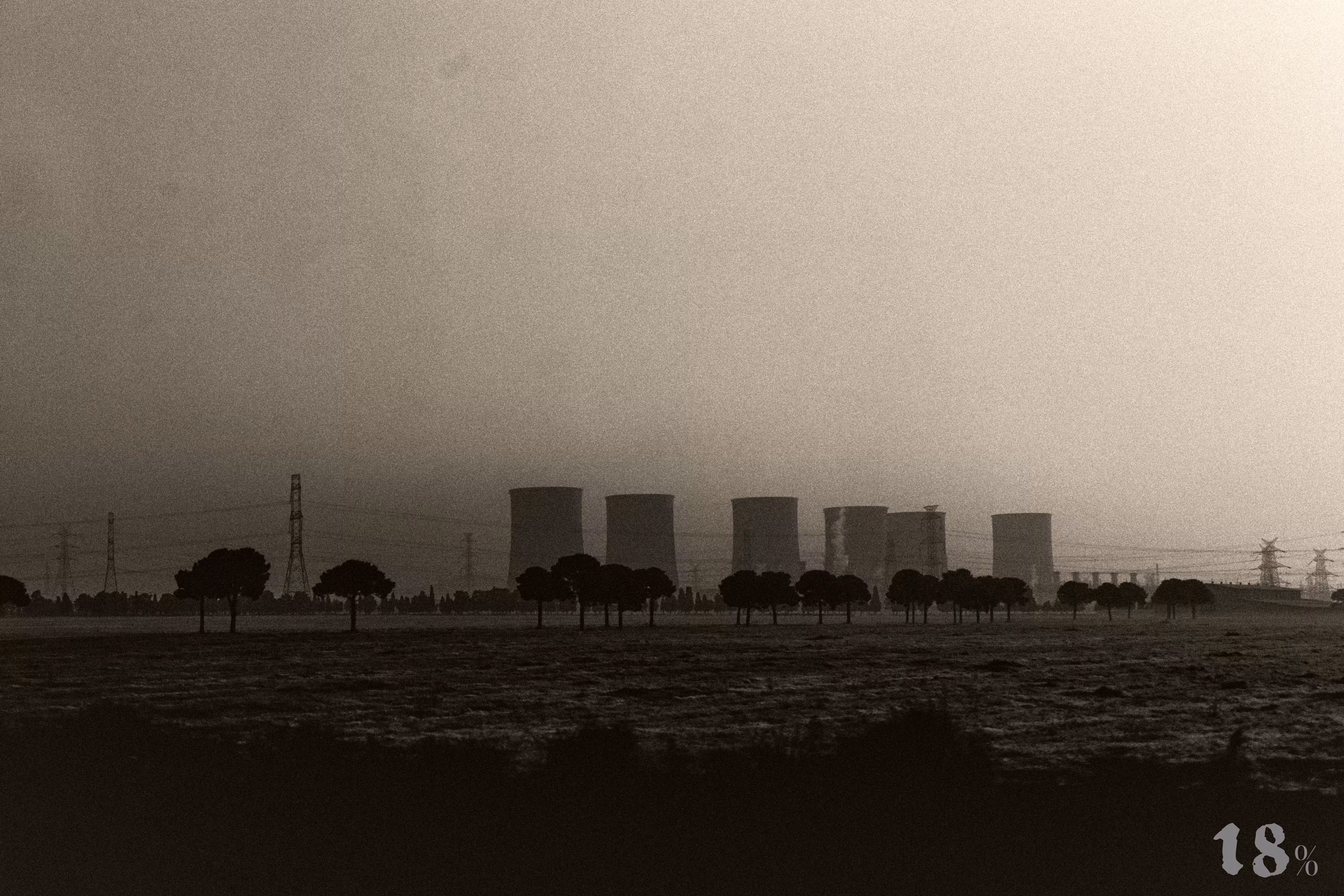 Daniel Alirezaee: Industrial Towns