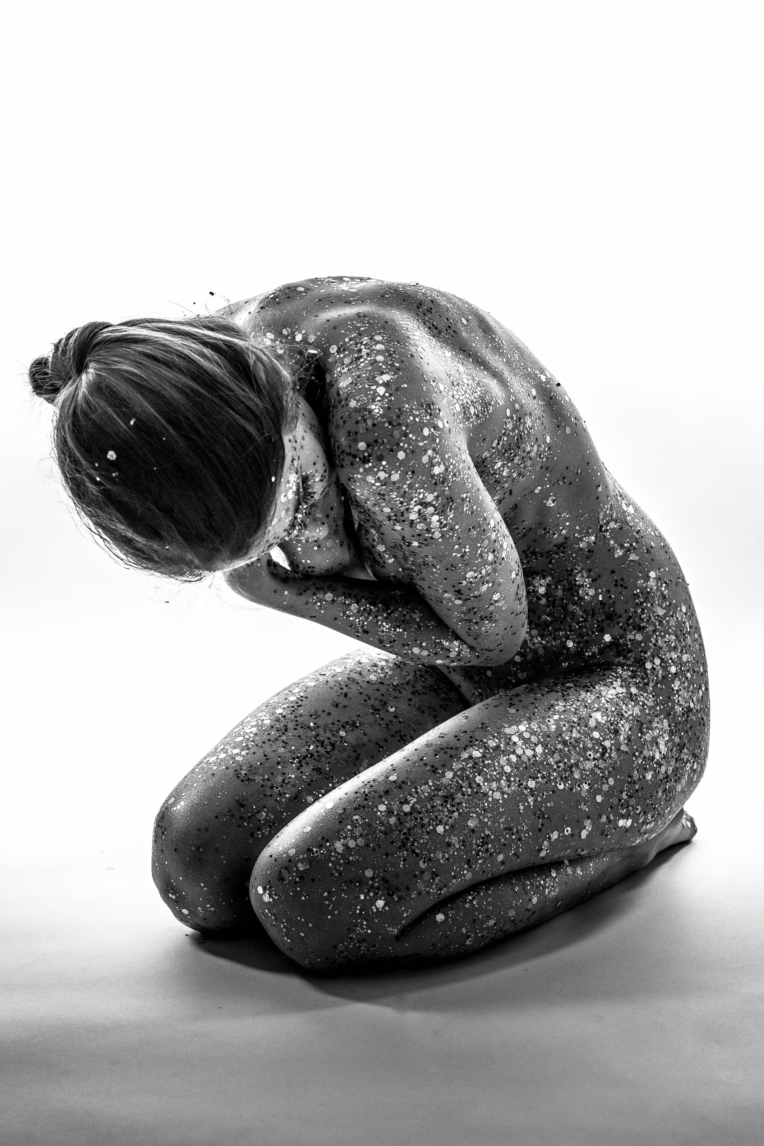 Dark glitter