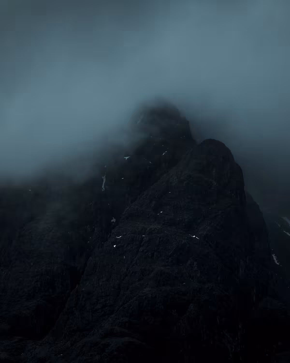 Luminous Signals / 02 (Into the Mountains)