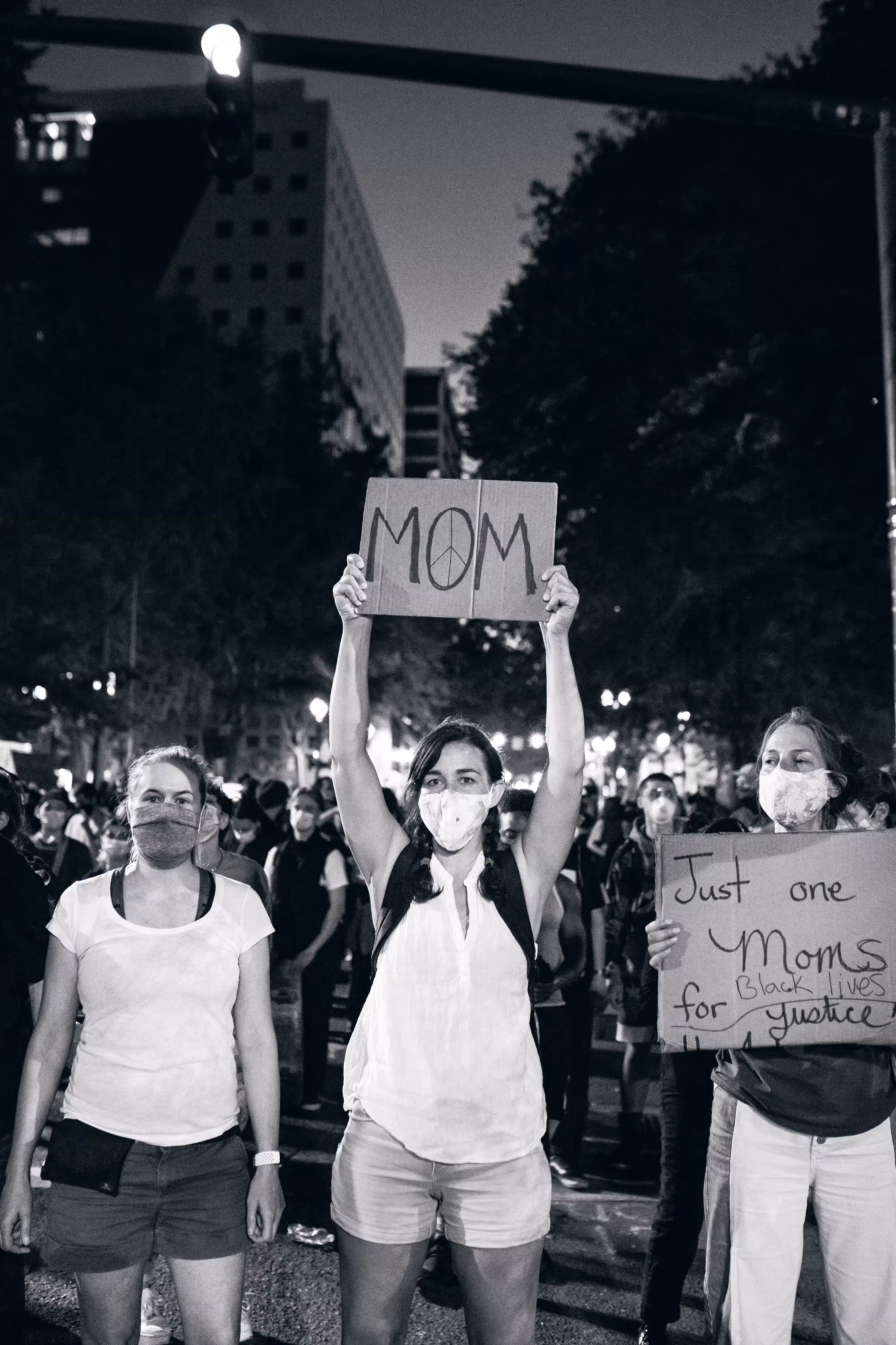 Mom 