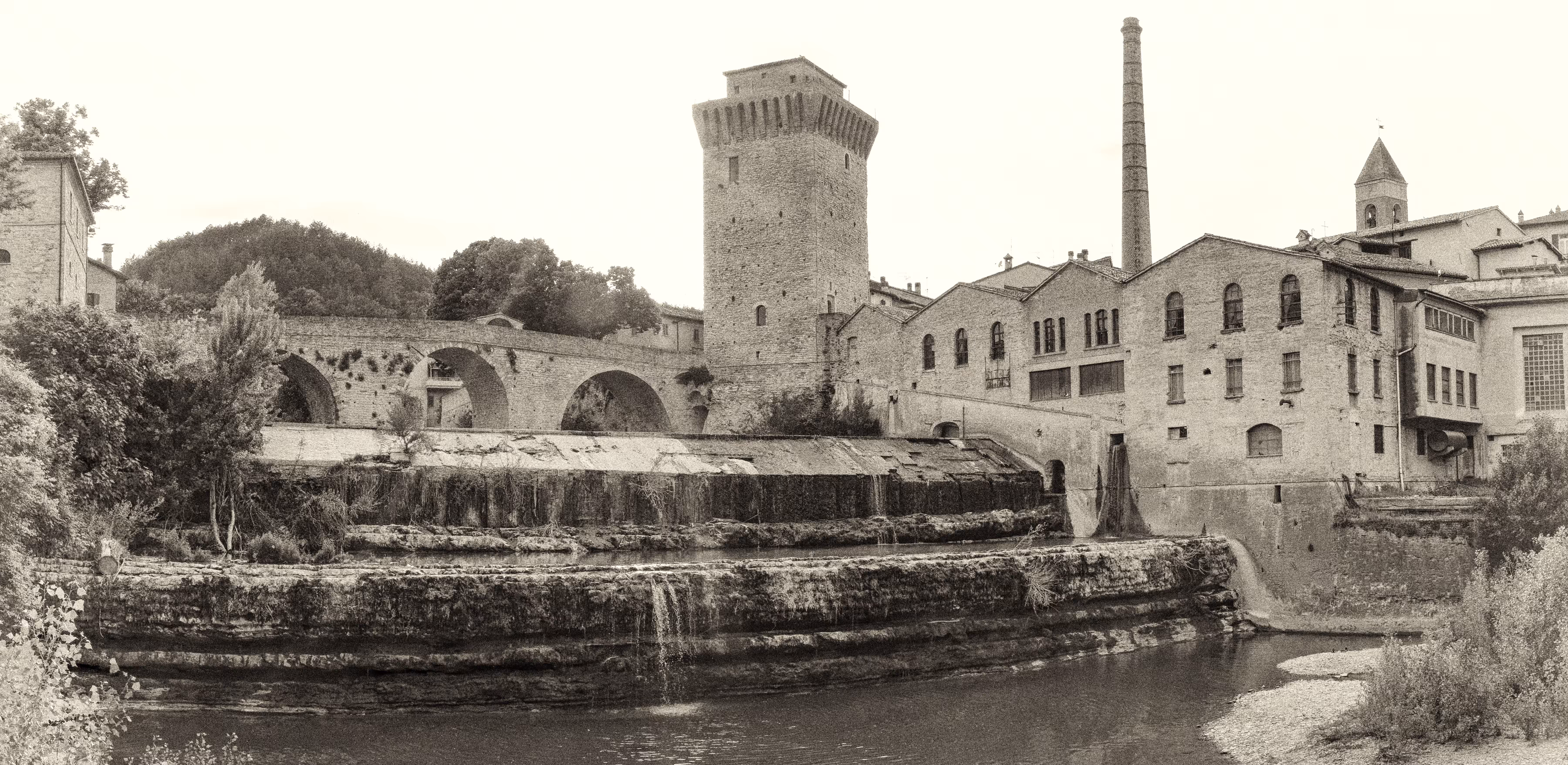 Photography for Advertising, Branding & Editorial: Fermignano Tower and Waterfalls – A Historic Italian Landscape