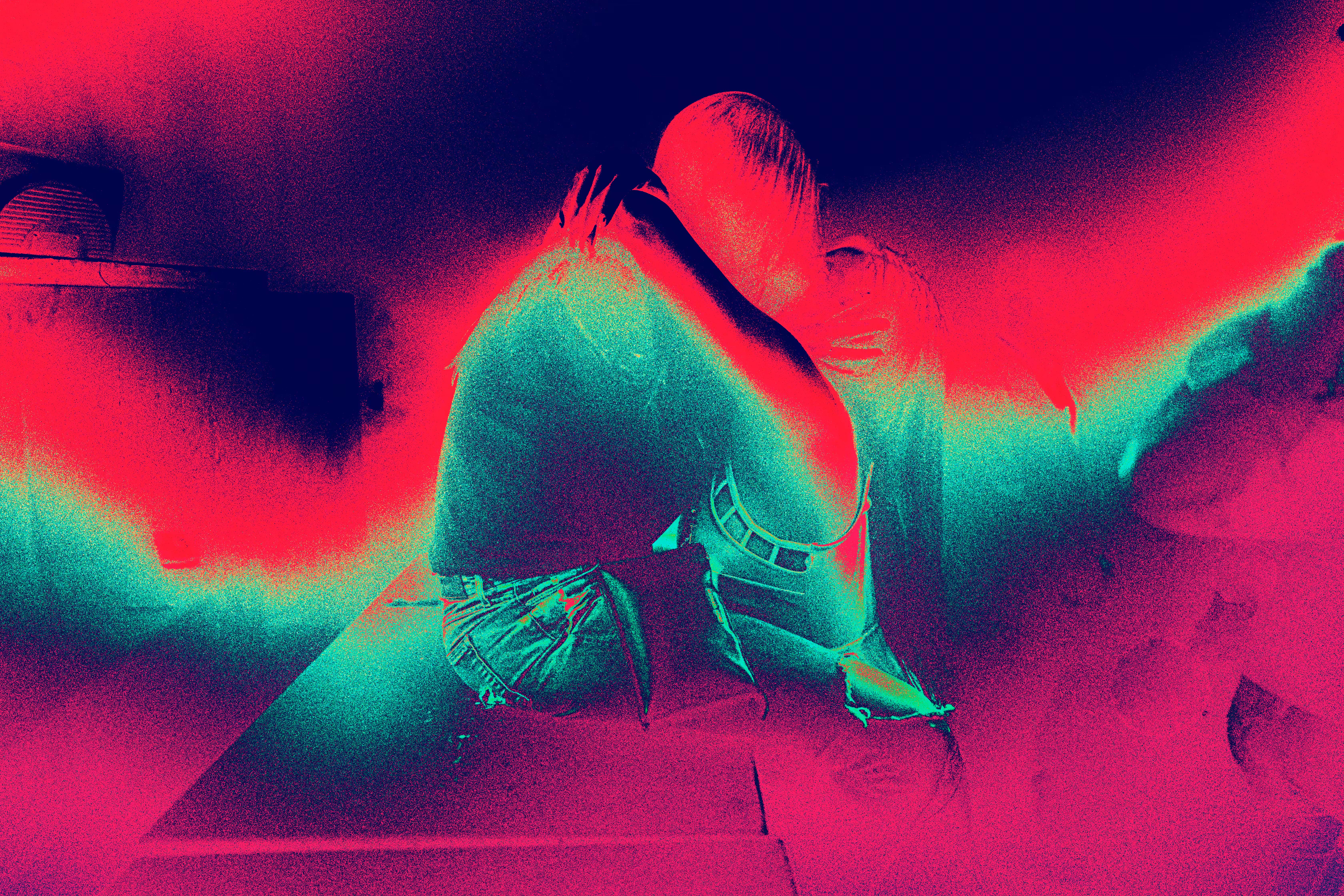 The Unveil #28 - Corrupted Public Intimacy