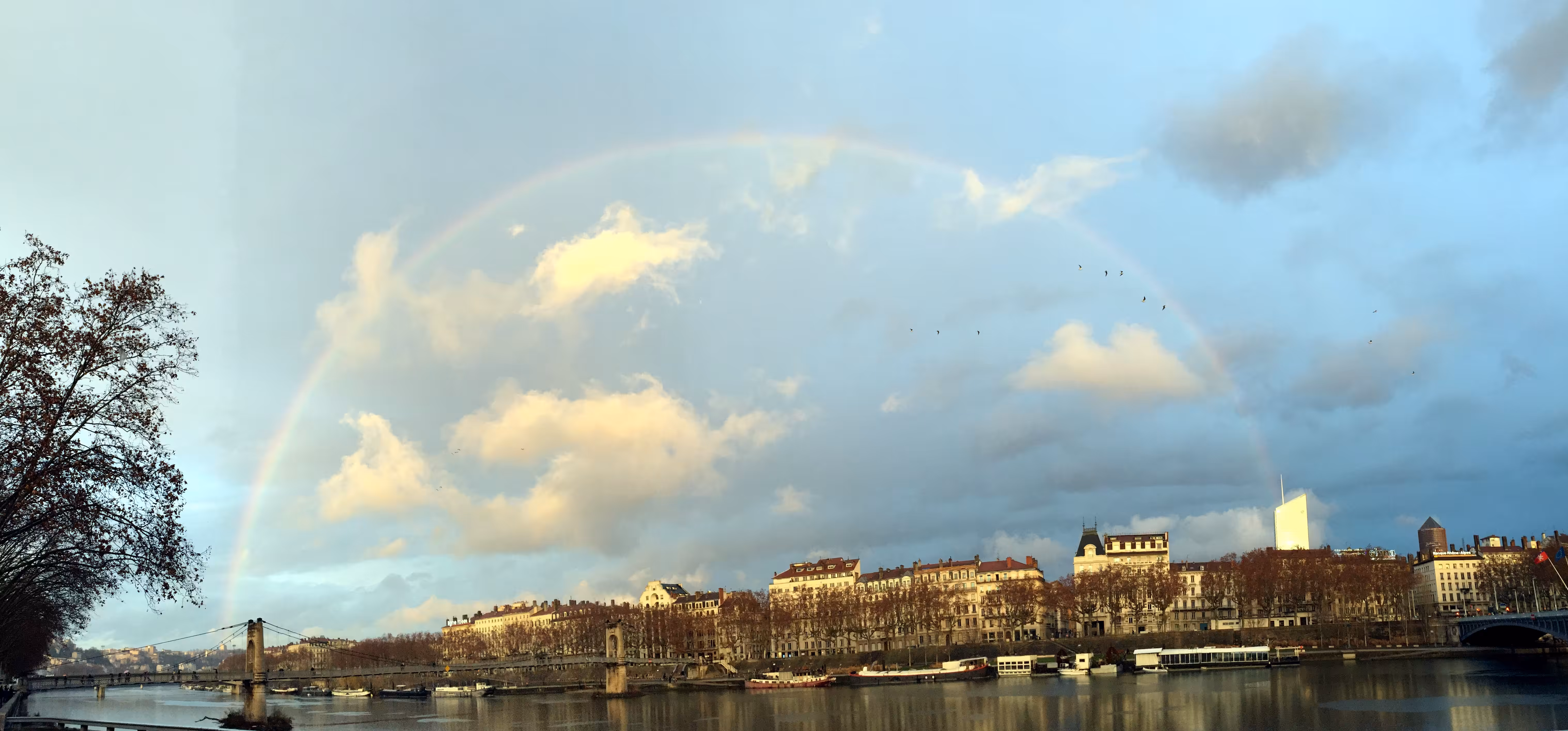 Lyon sous arc-en-ciel 1/3