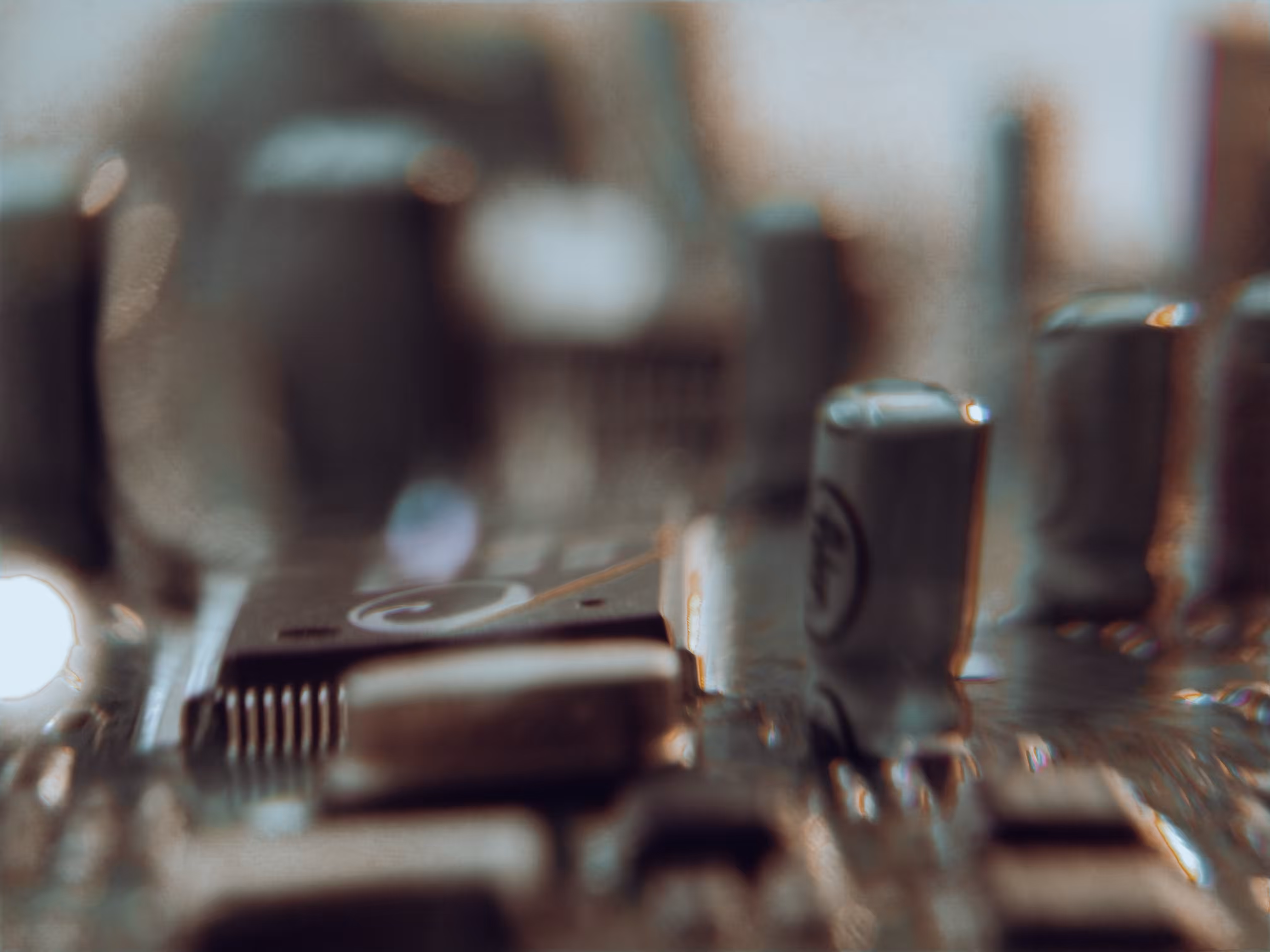 𝙰𝚗𝚘𝚝𝚑𝚎𝚛 𝚆𝚘𝚛𝚕𝚍: ＺＶ－９８９８