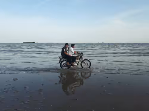 Last Beach #32