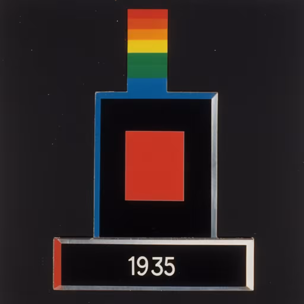 1935