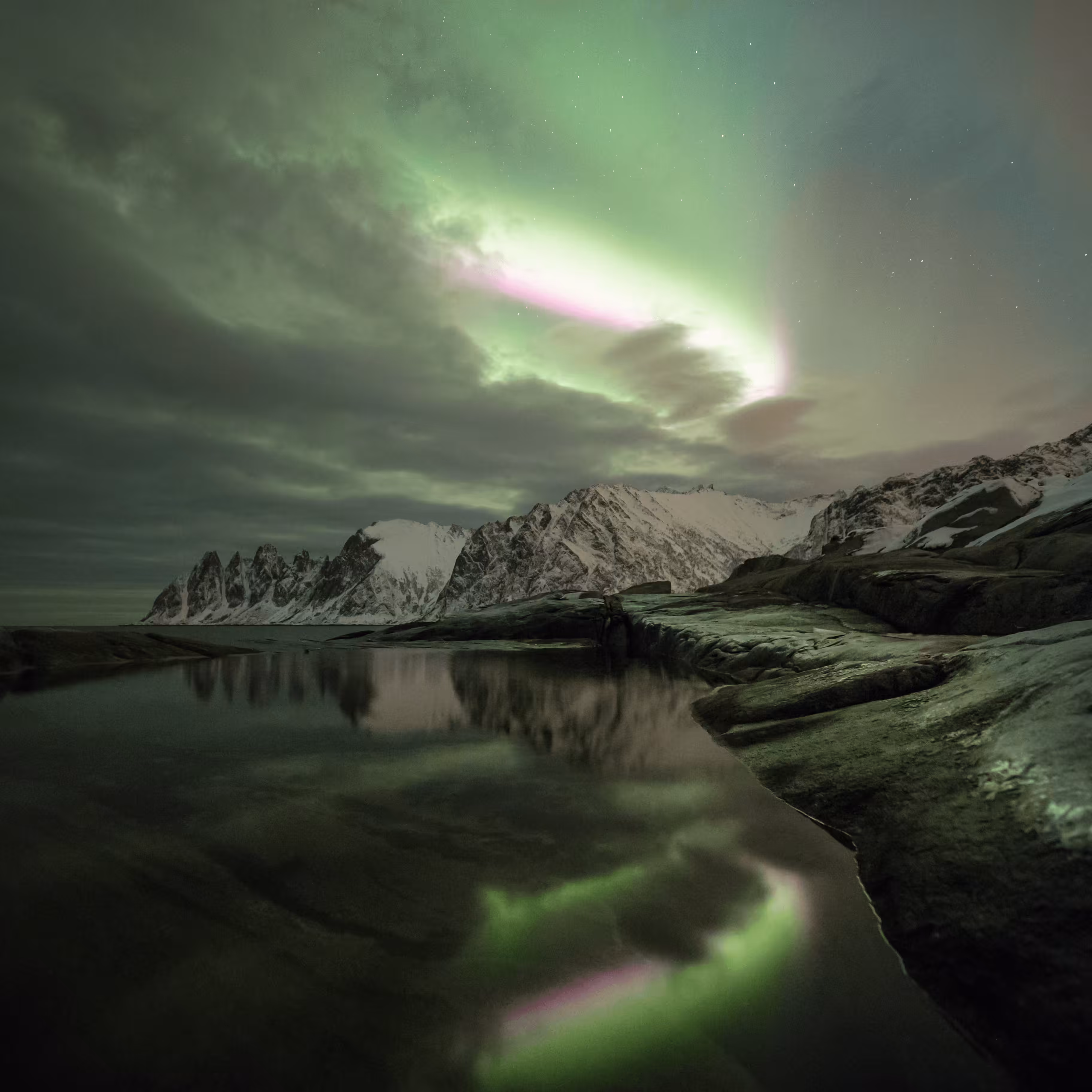 Devil's teeth reflections