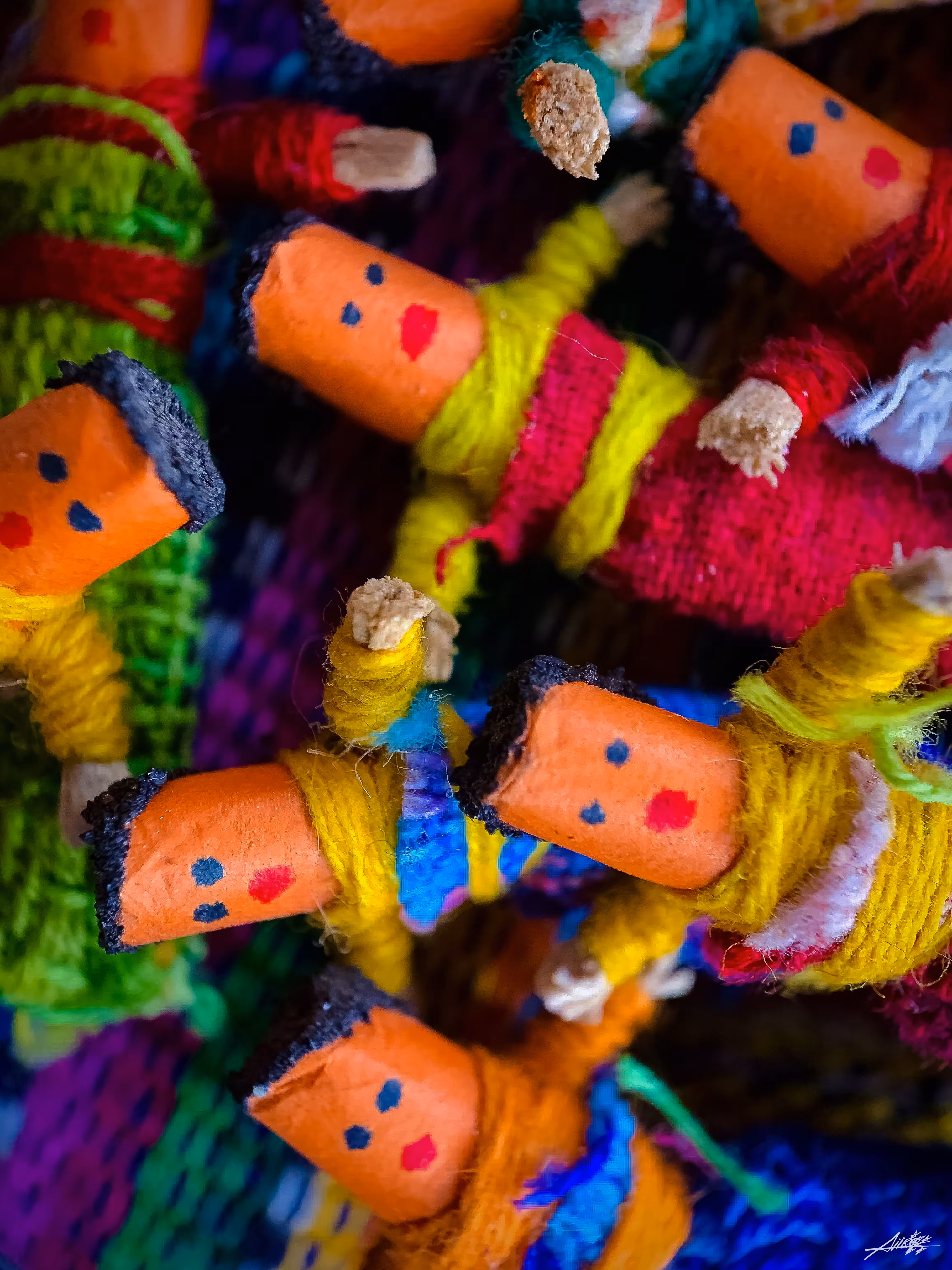 Team Quitapenas (worry dolls)