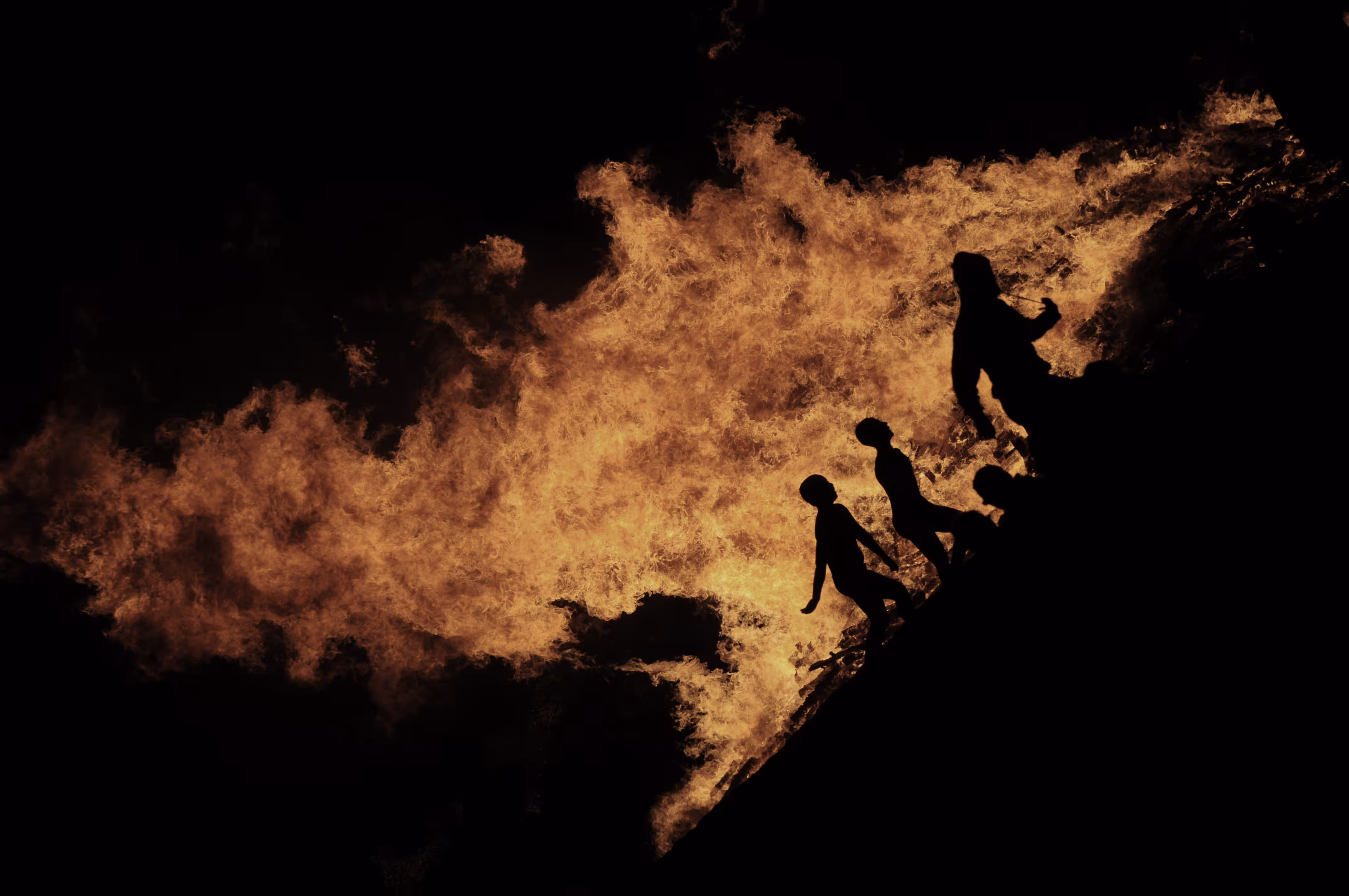 compendium: Whispers of fire on St. John's night_2