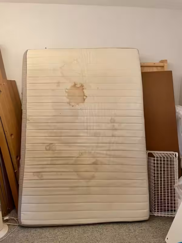 FREE IKEA Double Mattress 135 x 190 cm, 6 years old, needs a clean