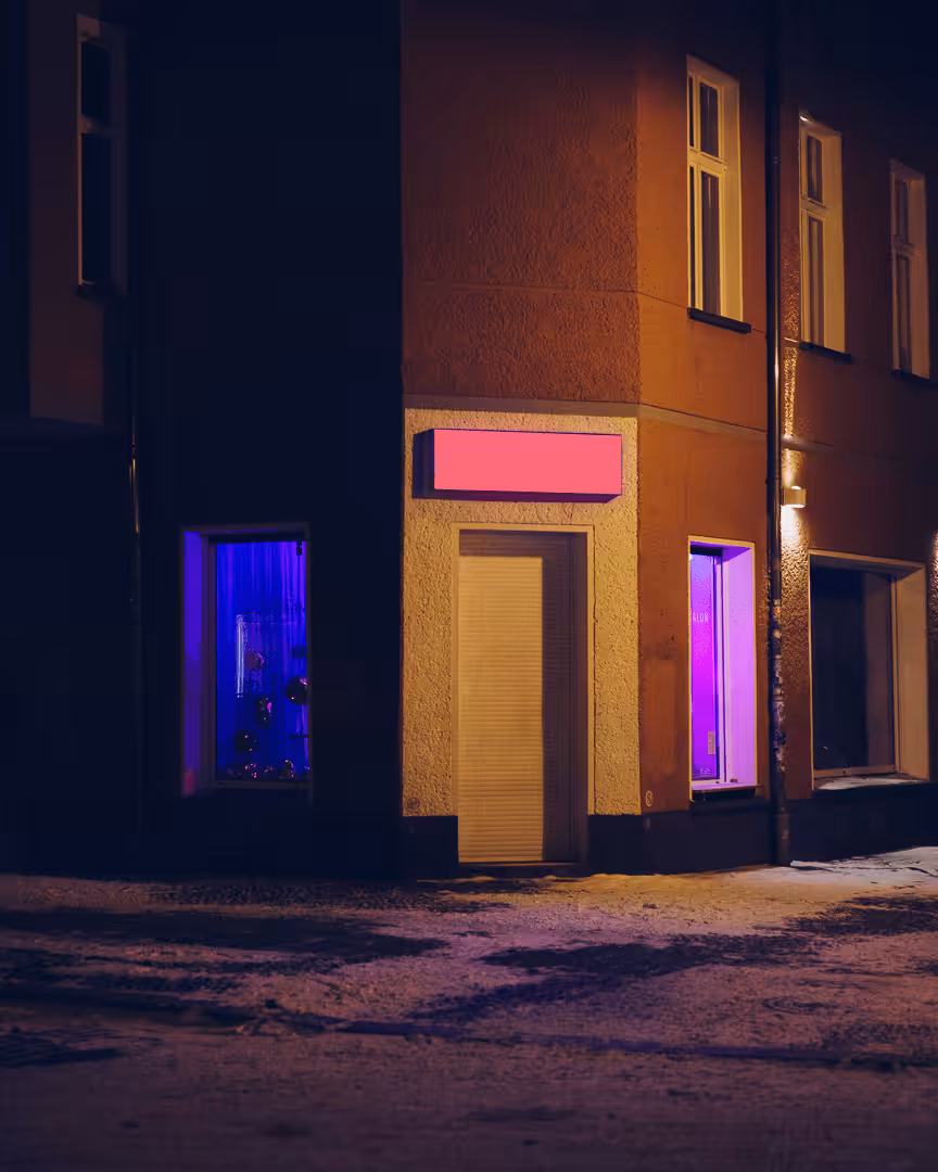 #6 NEON VIBES (1/1)