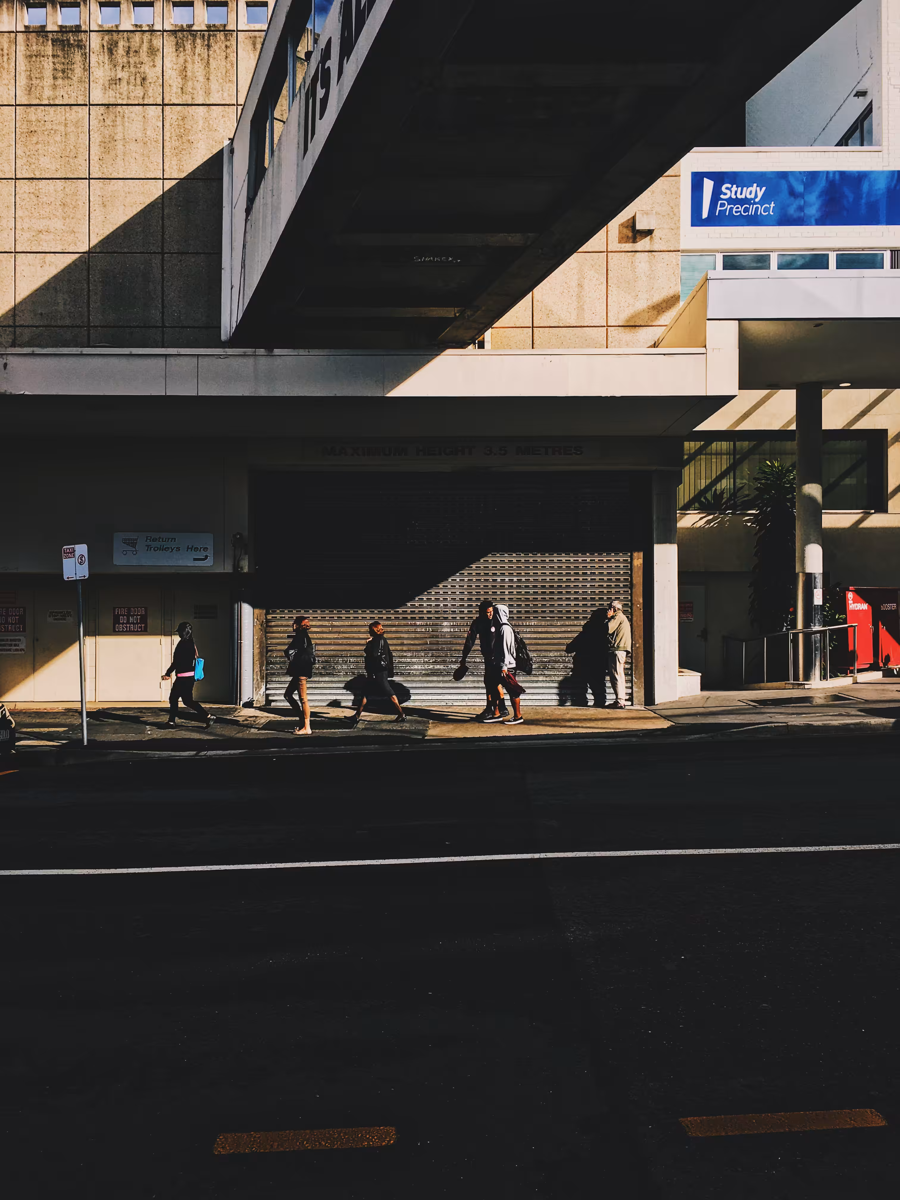 bustle #003