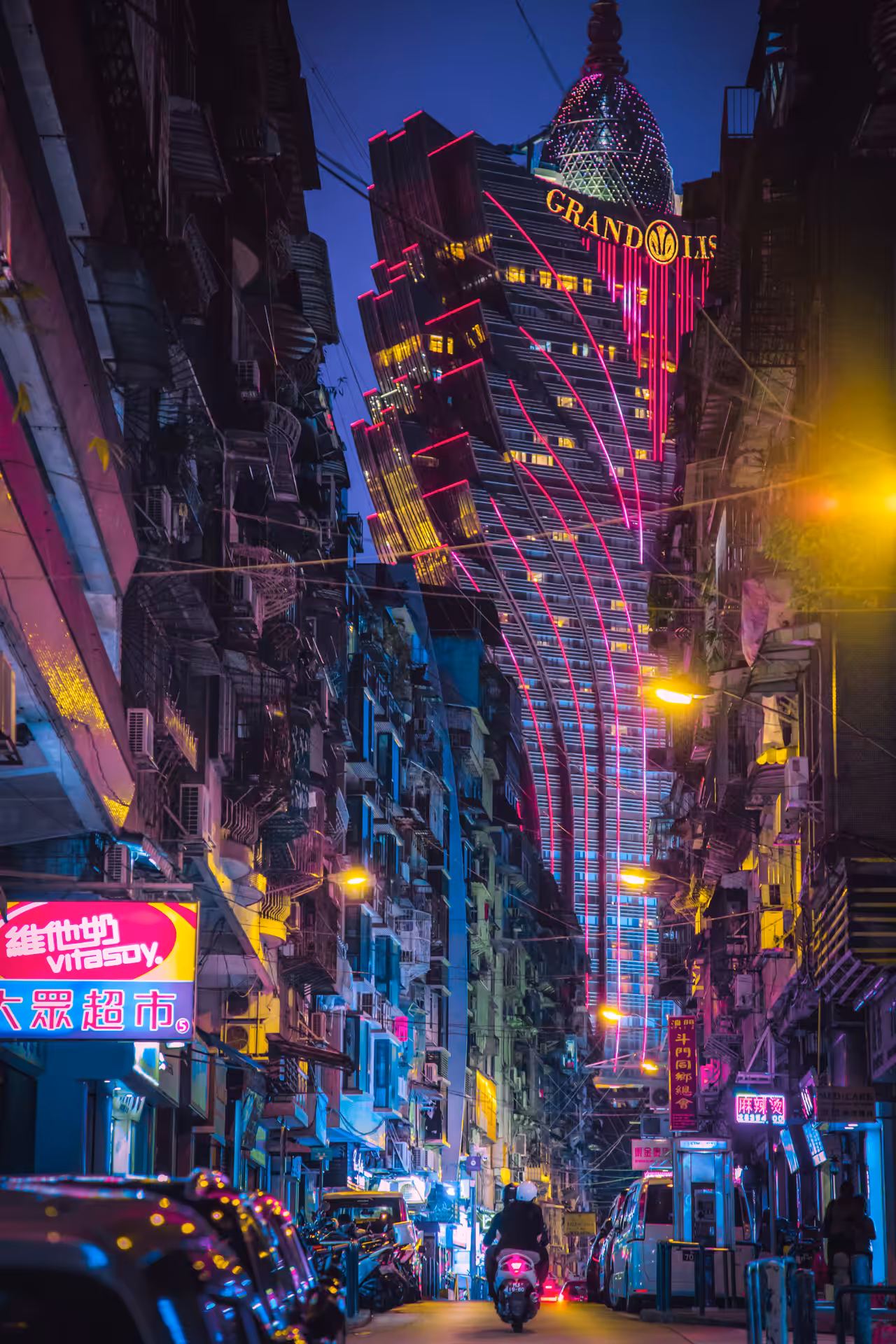 The Grand Lisboa - Macau #45/50