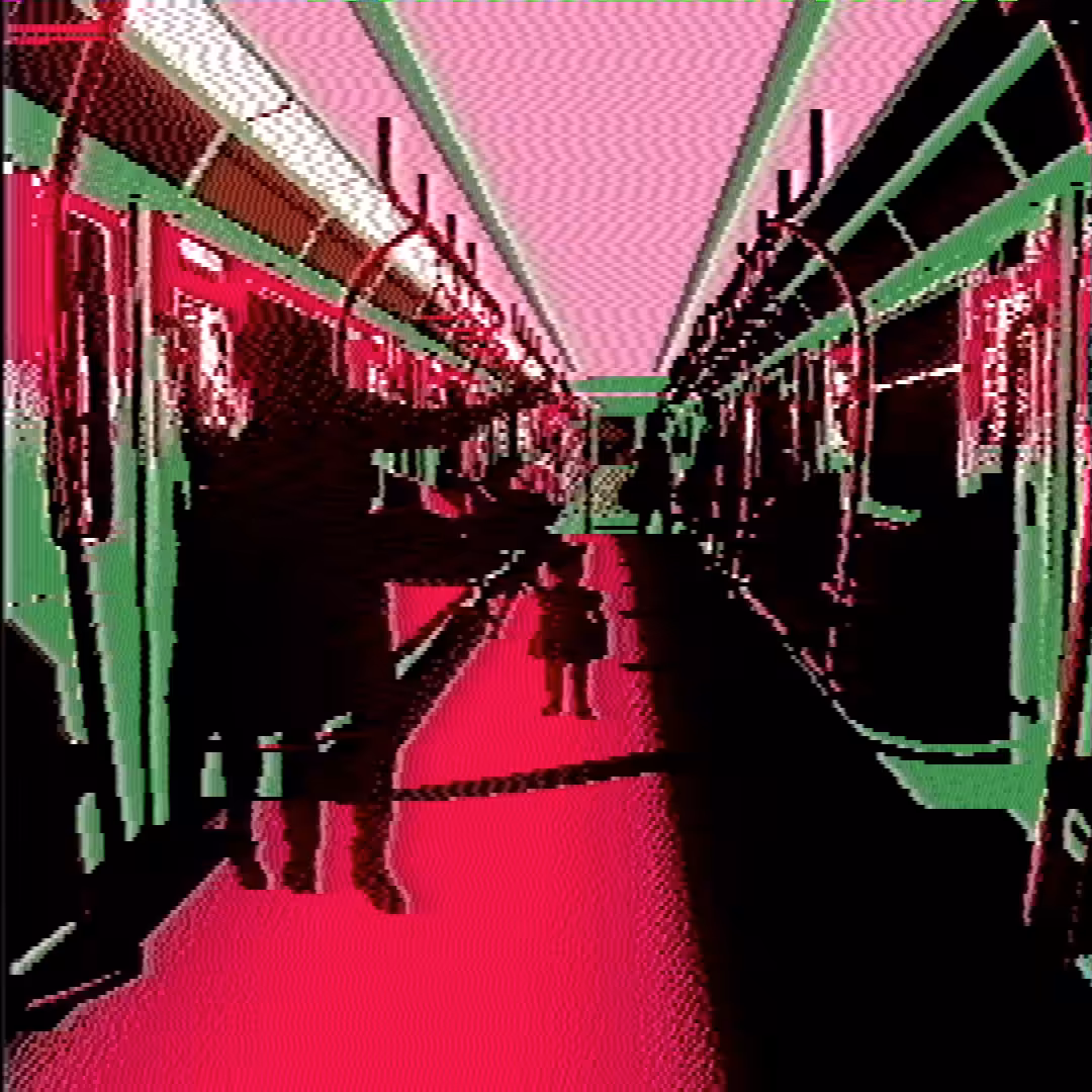 MOMENT NIGHT TRAIN