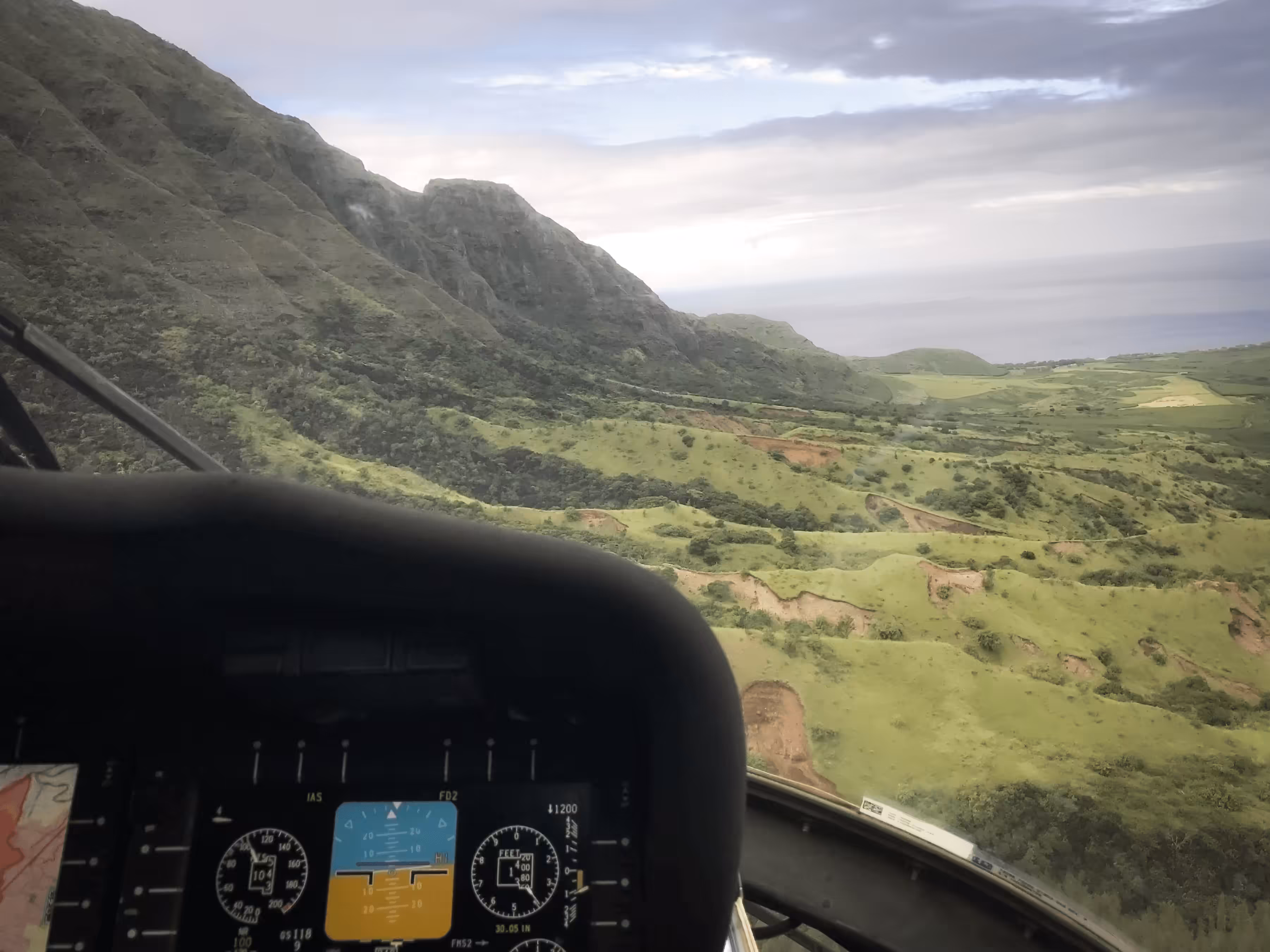 1000 Hours – From the Cockpit #020: Makua Valley