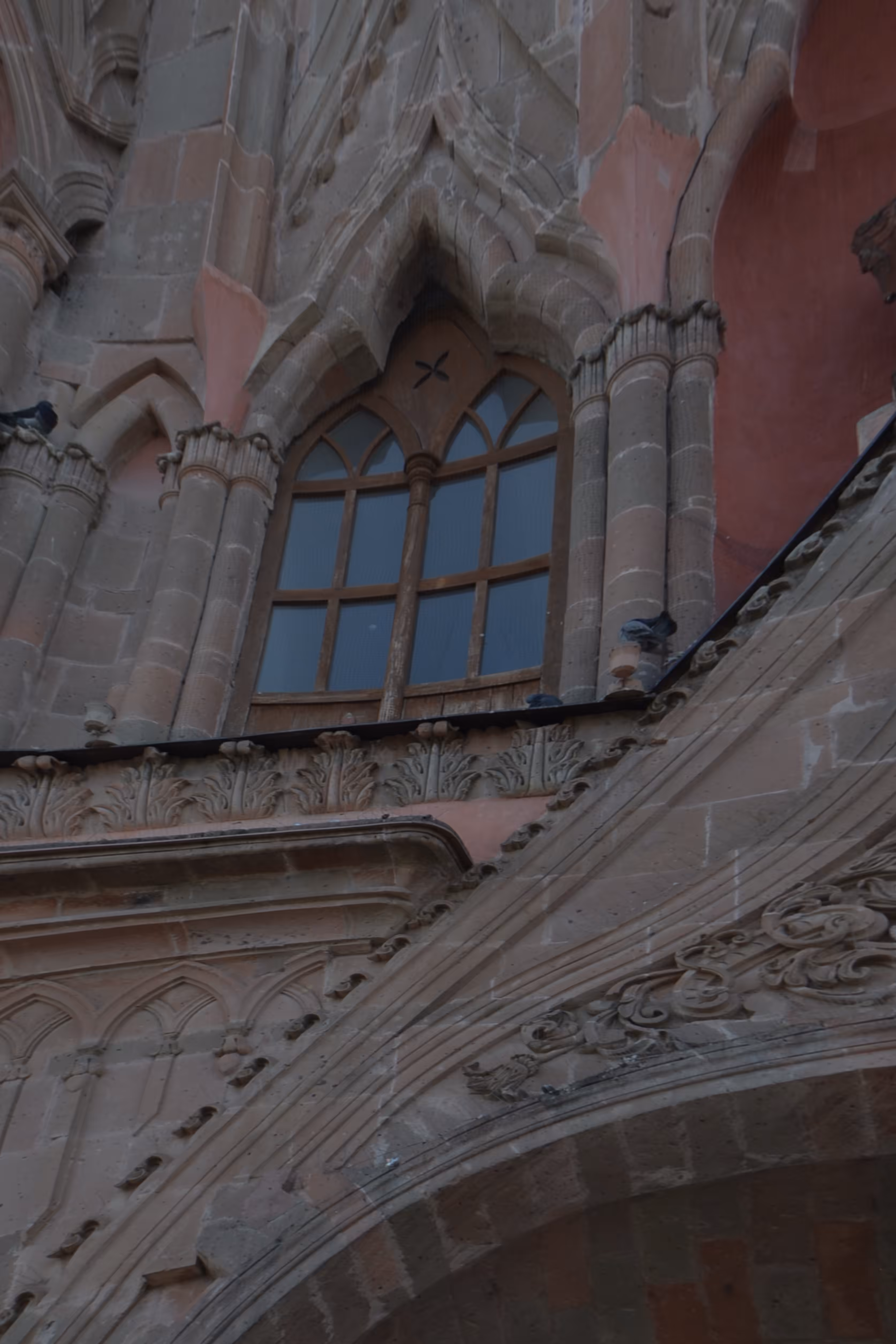 Reflected and Extended Parroquia de San Miguel Arcángel 