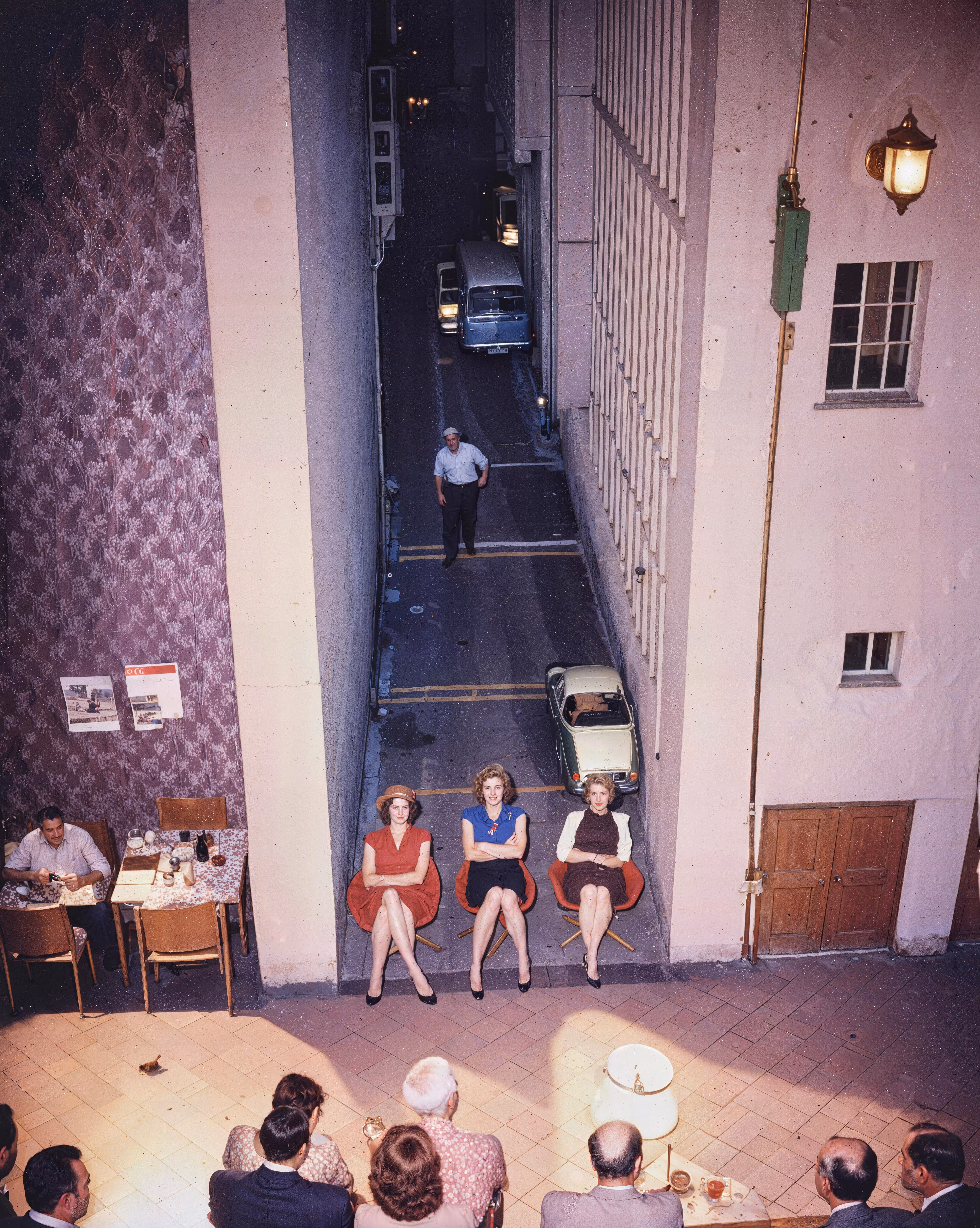 Empire: The Lively Alley