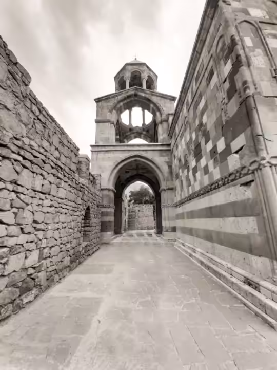 black & white: Saint stepanos 
