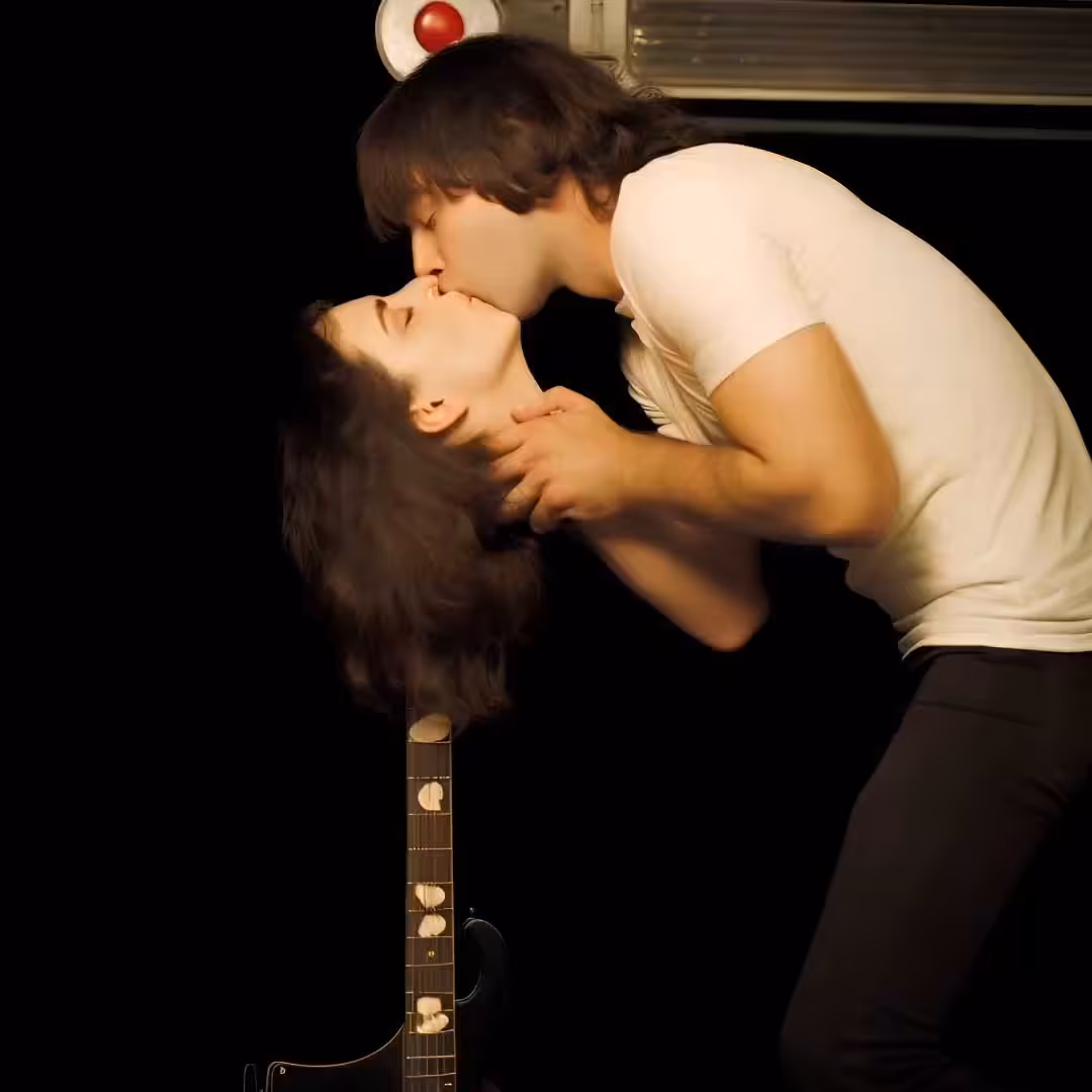 Alsoguppyme - The Kiss. I Love You.