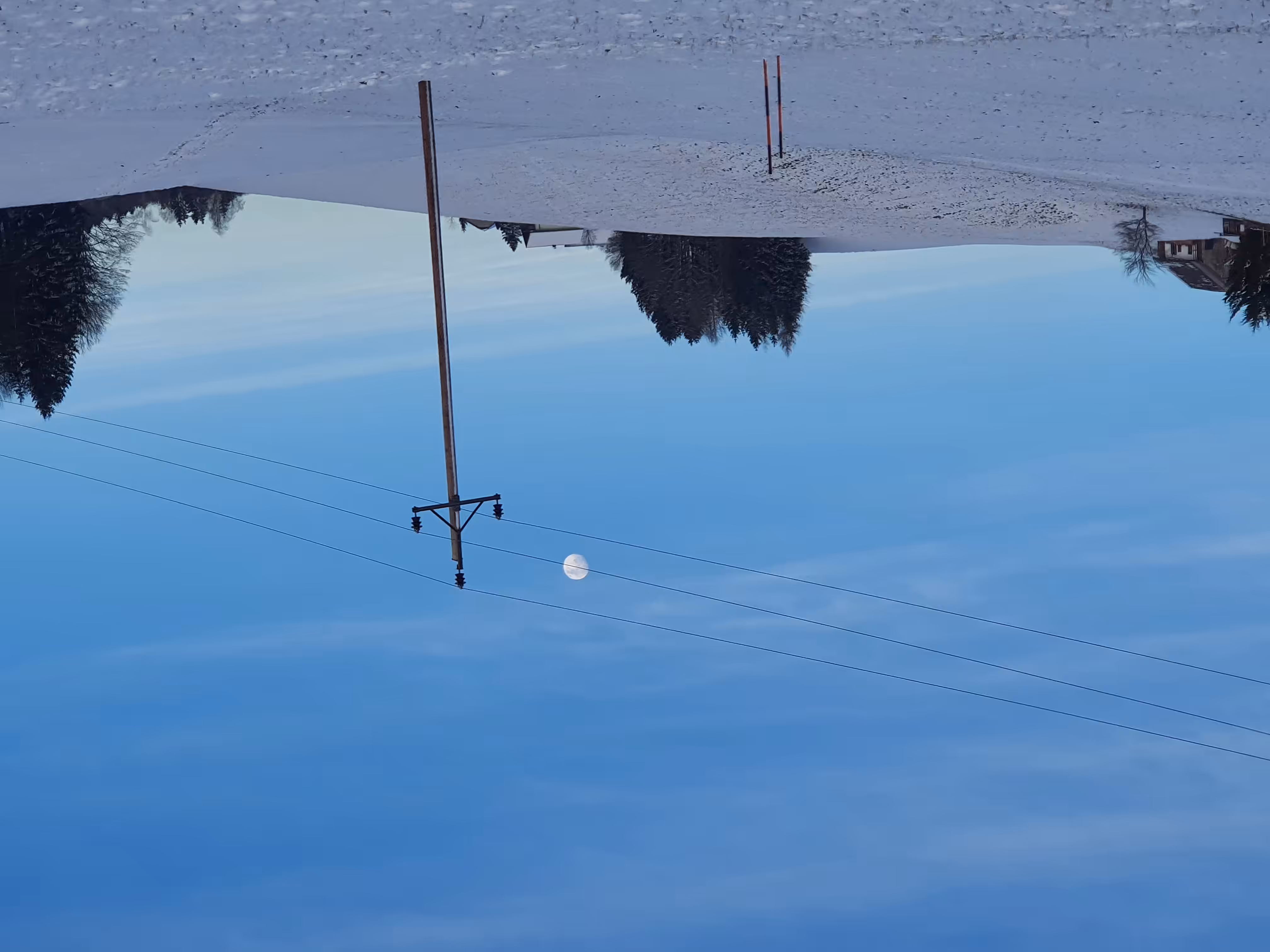 Moon on wire