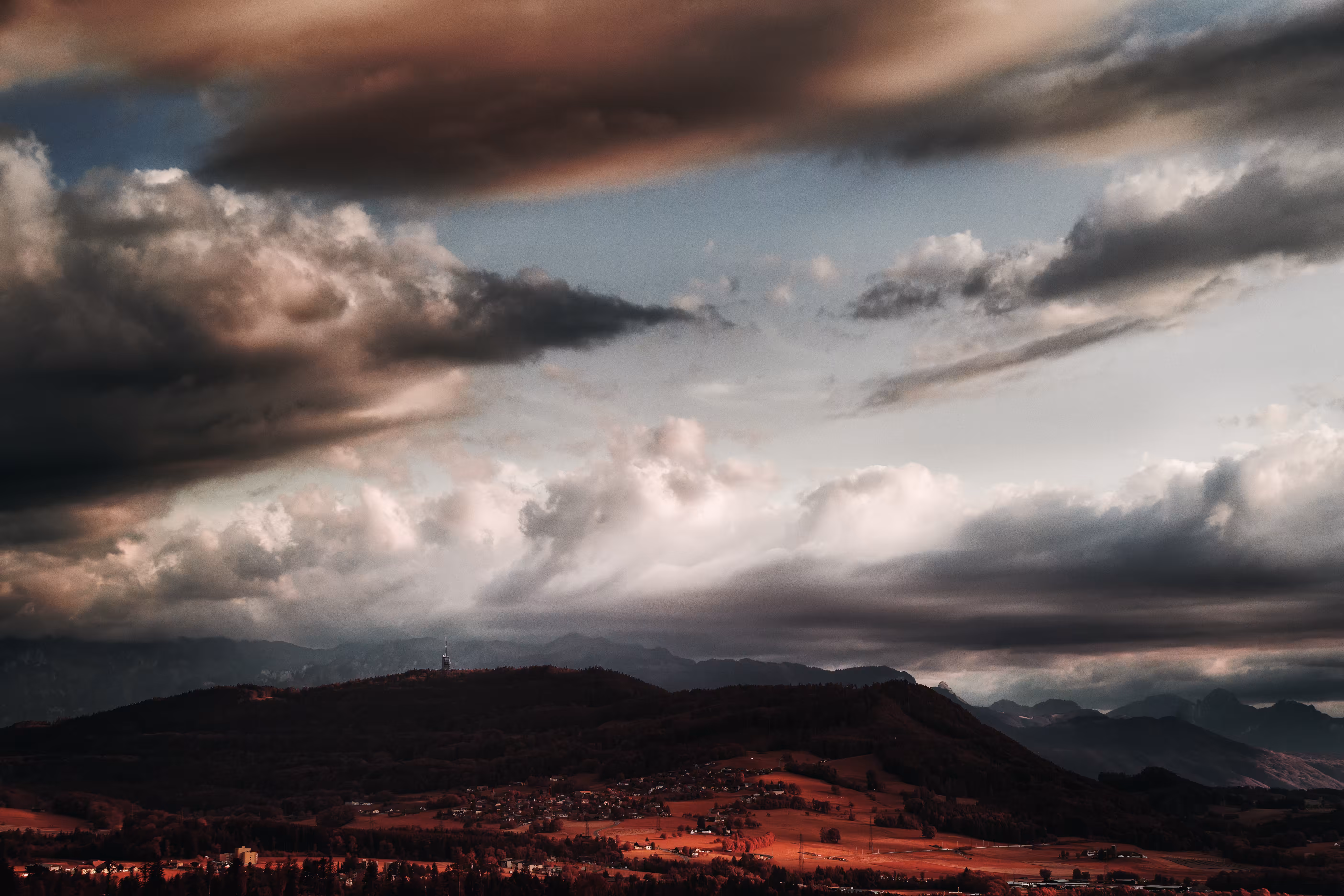 Sunset over Mt Pelrin
