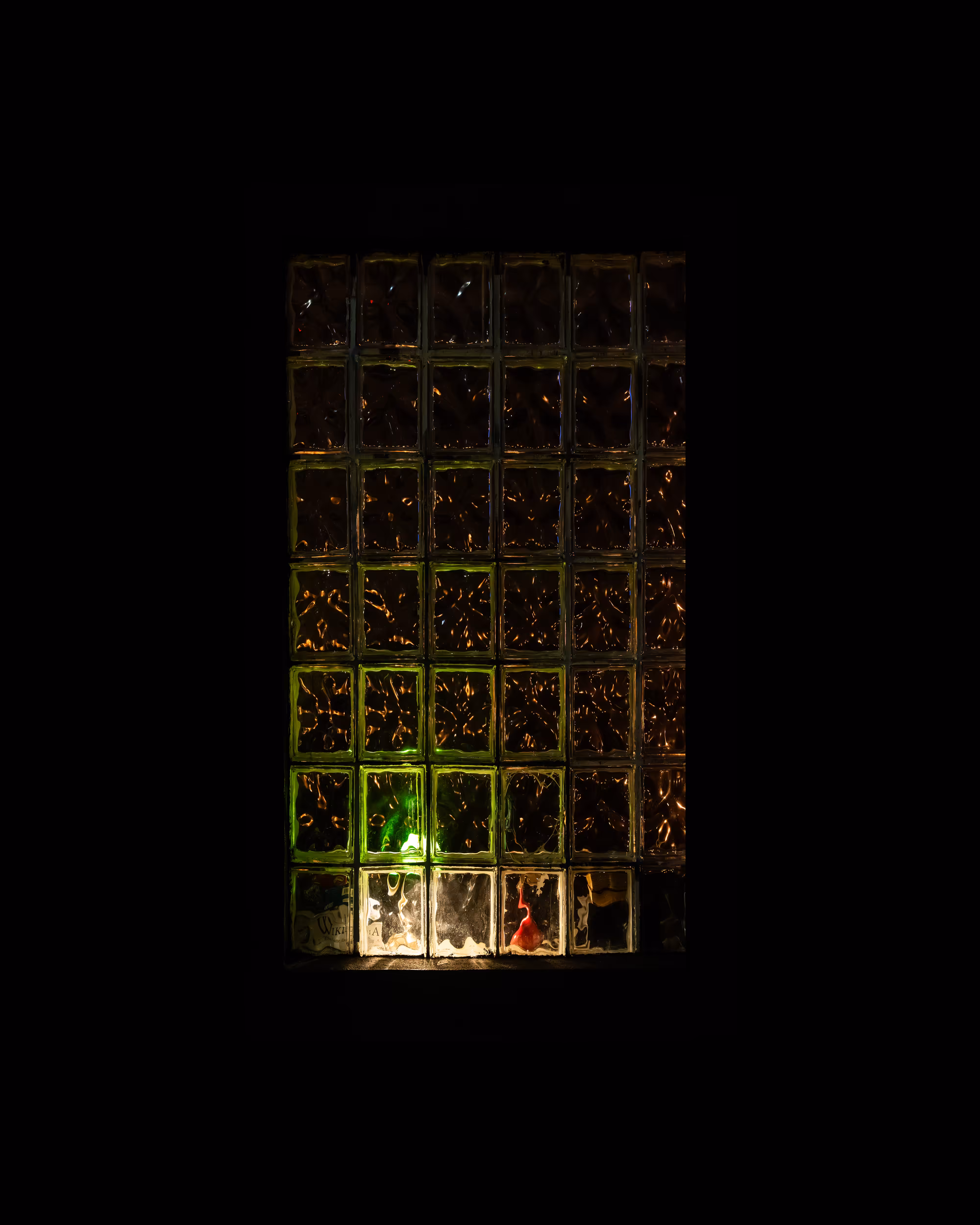 WINDOWS // NYC: WINDOW 686