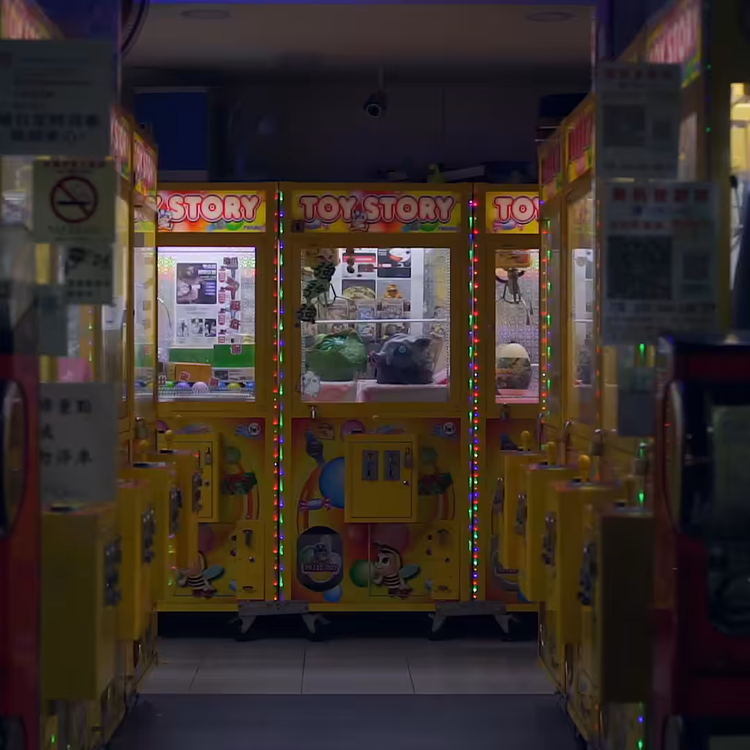 Lock-in Vending Machine 034