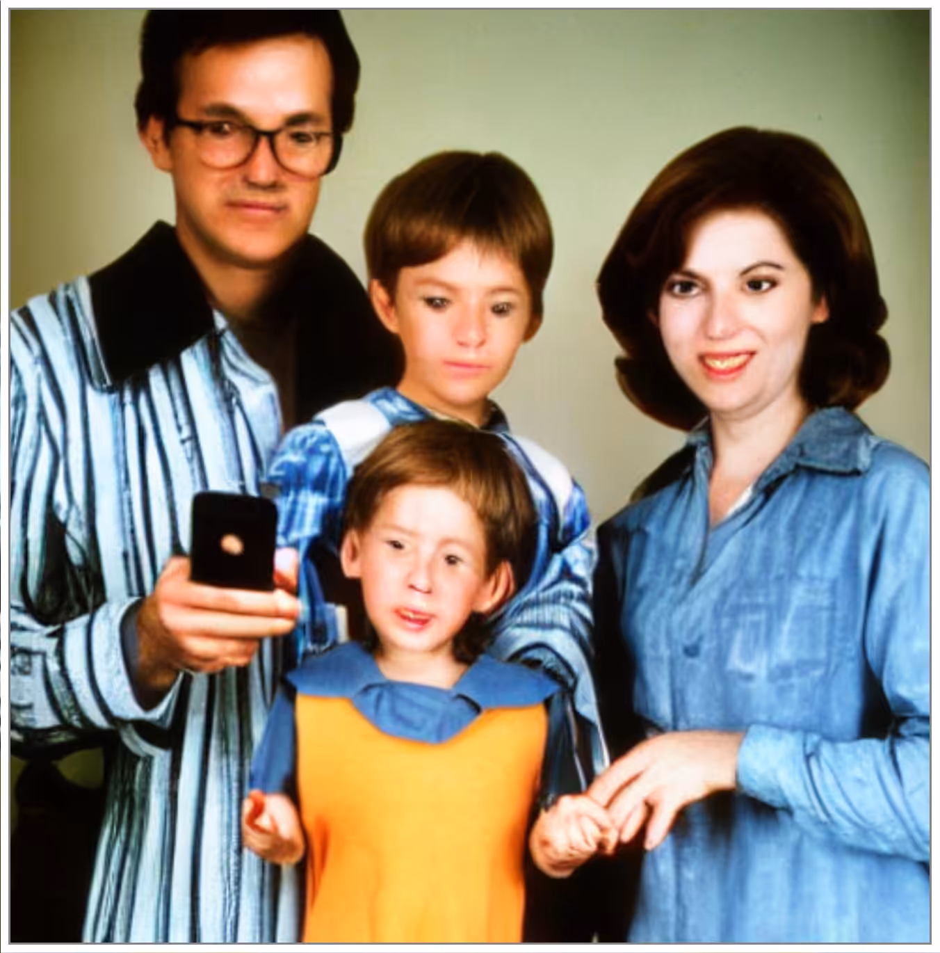 family portrait with smartphone in 1984 #4