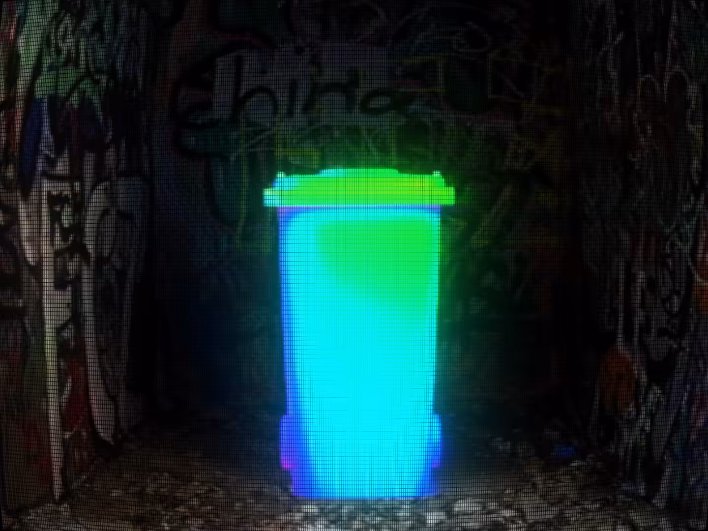 GRAF TRASH