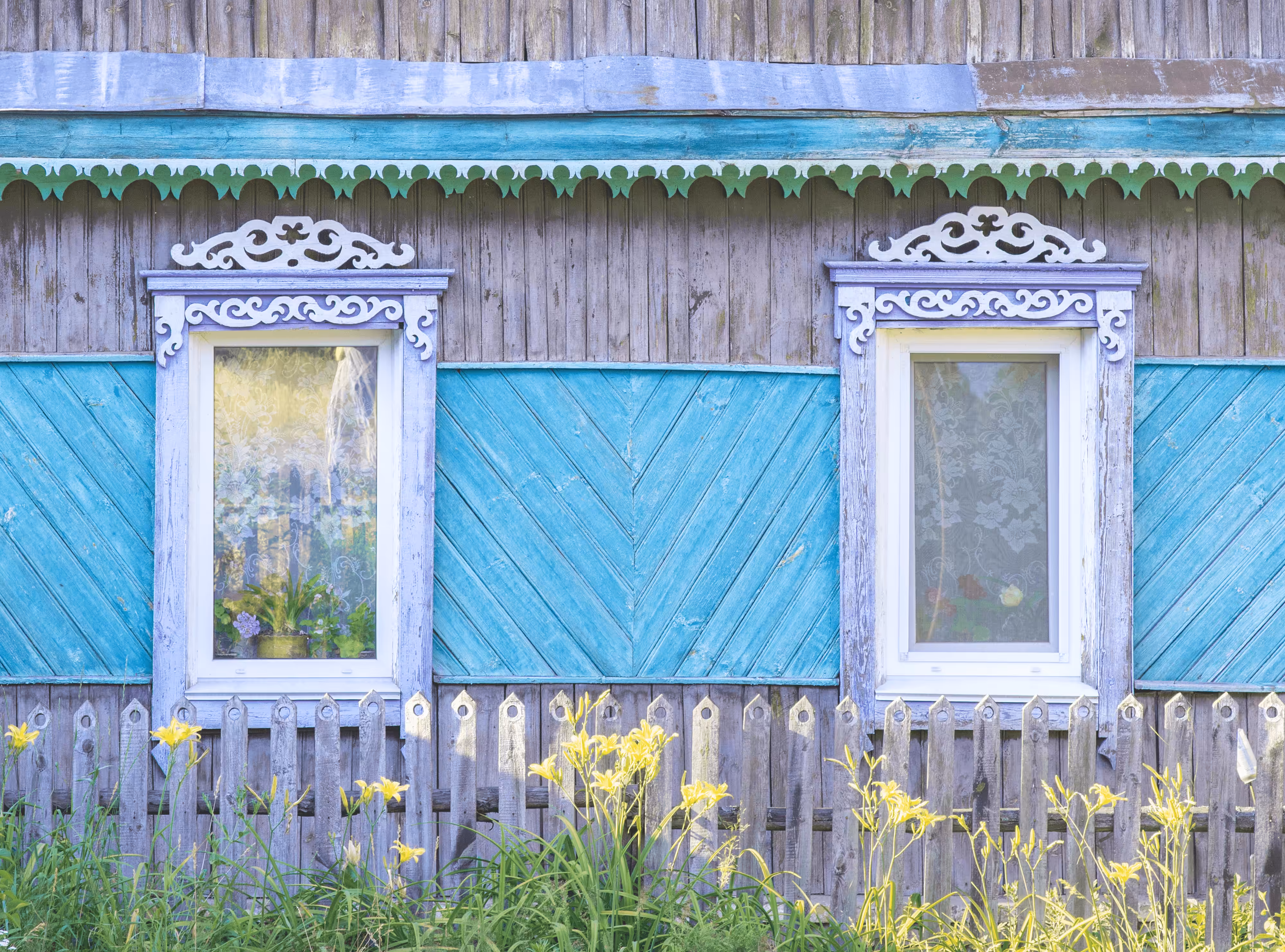 Ukrainian Women Photographers Organization: Toma Magdyk #1 Blue Folktale
