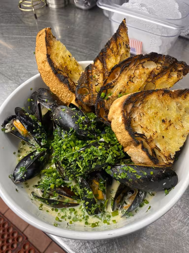 Classic French Mussels