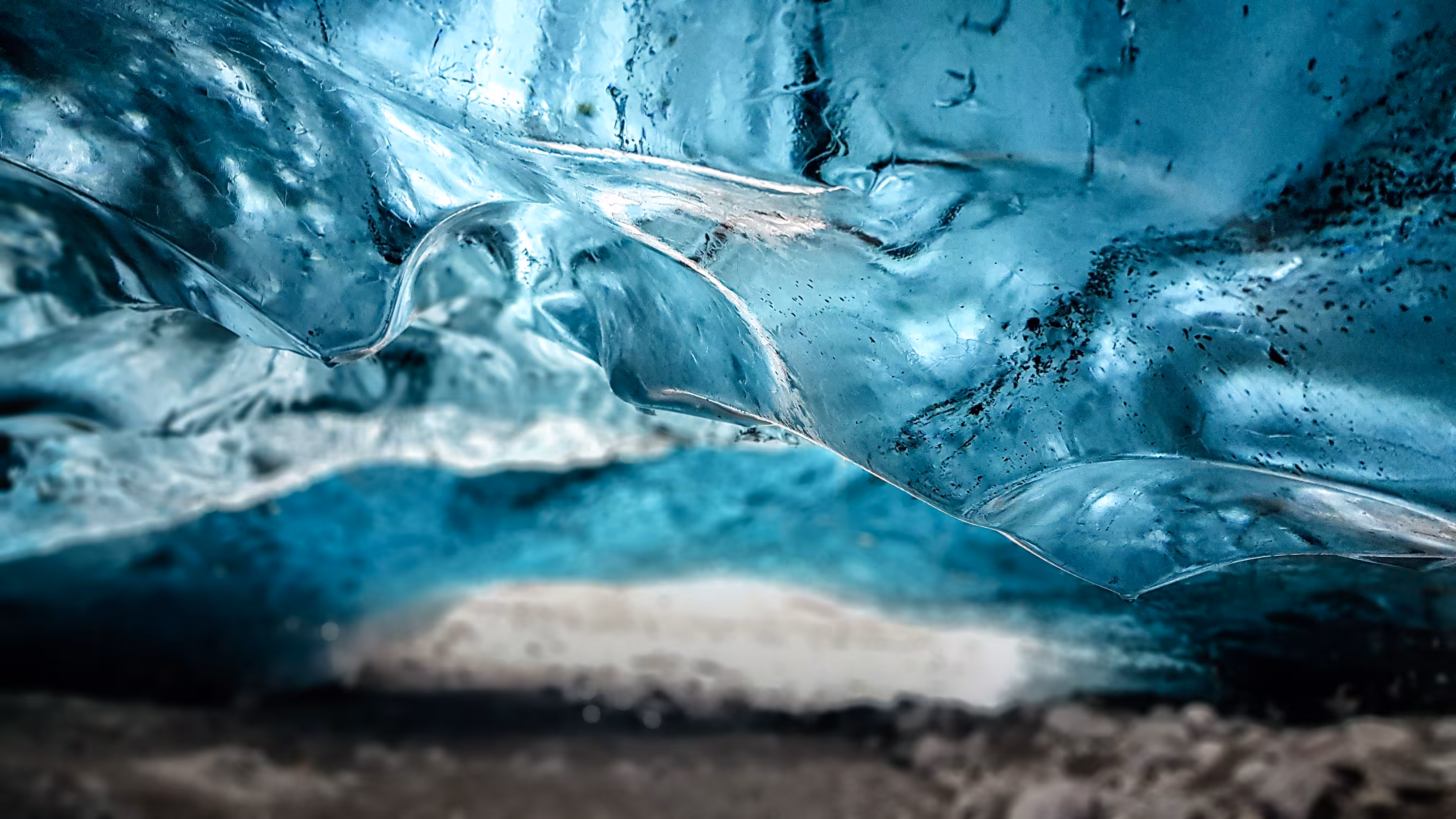 Ice Miracles: Blue Gate